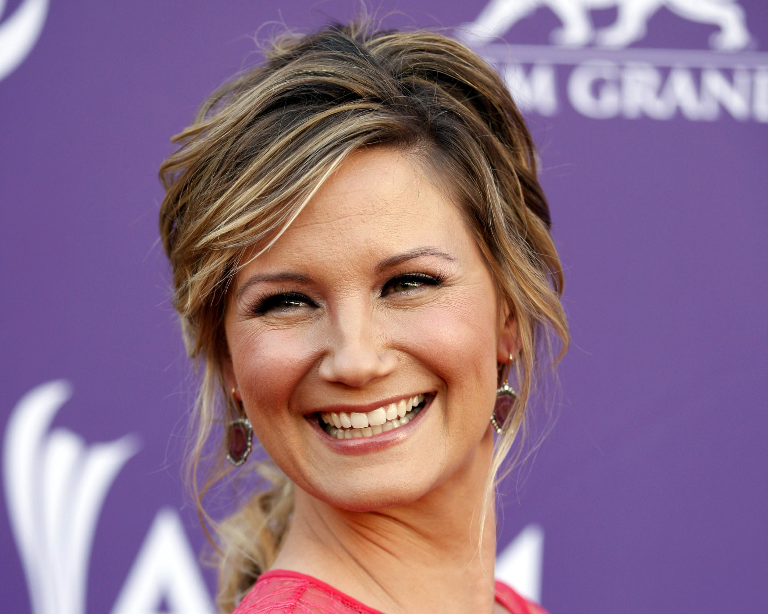 Sugarland’s Jennifer Nettles welcomes son