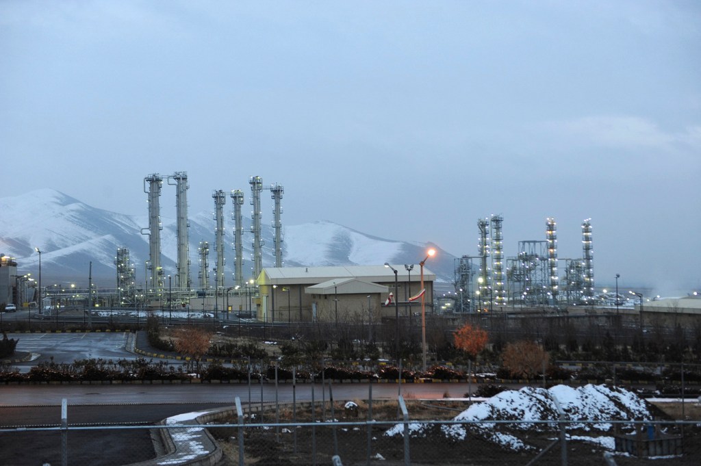 Iran nuke deal doesn’t end debate over sanctions