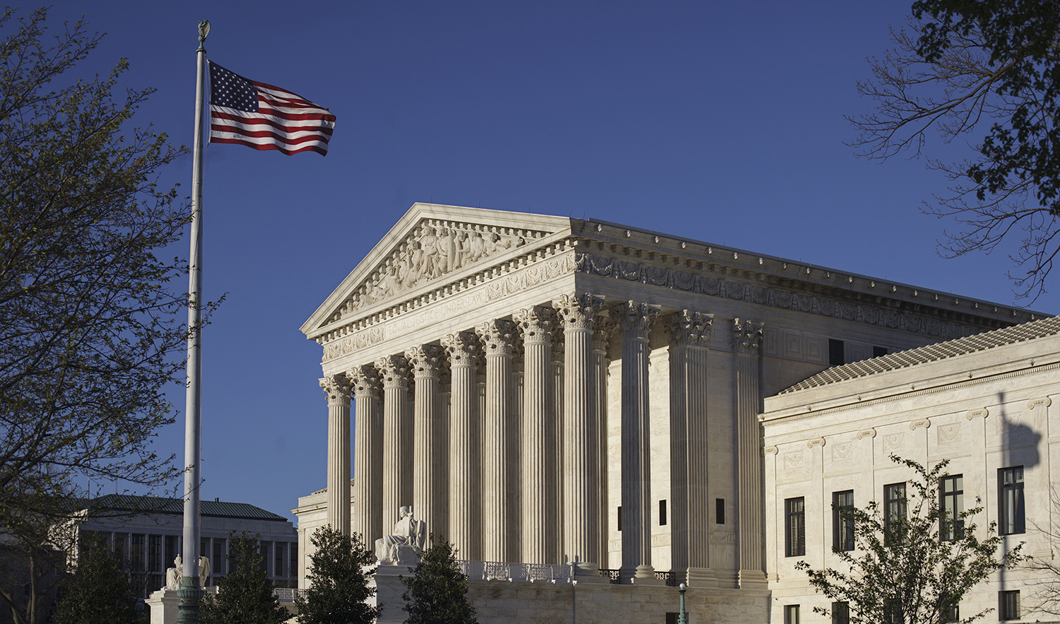 Supreme Court puts Texas redistricting on hold