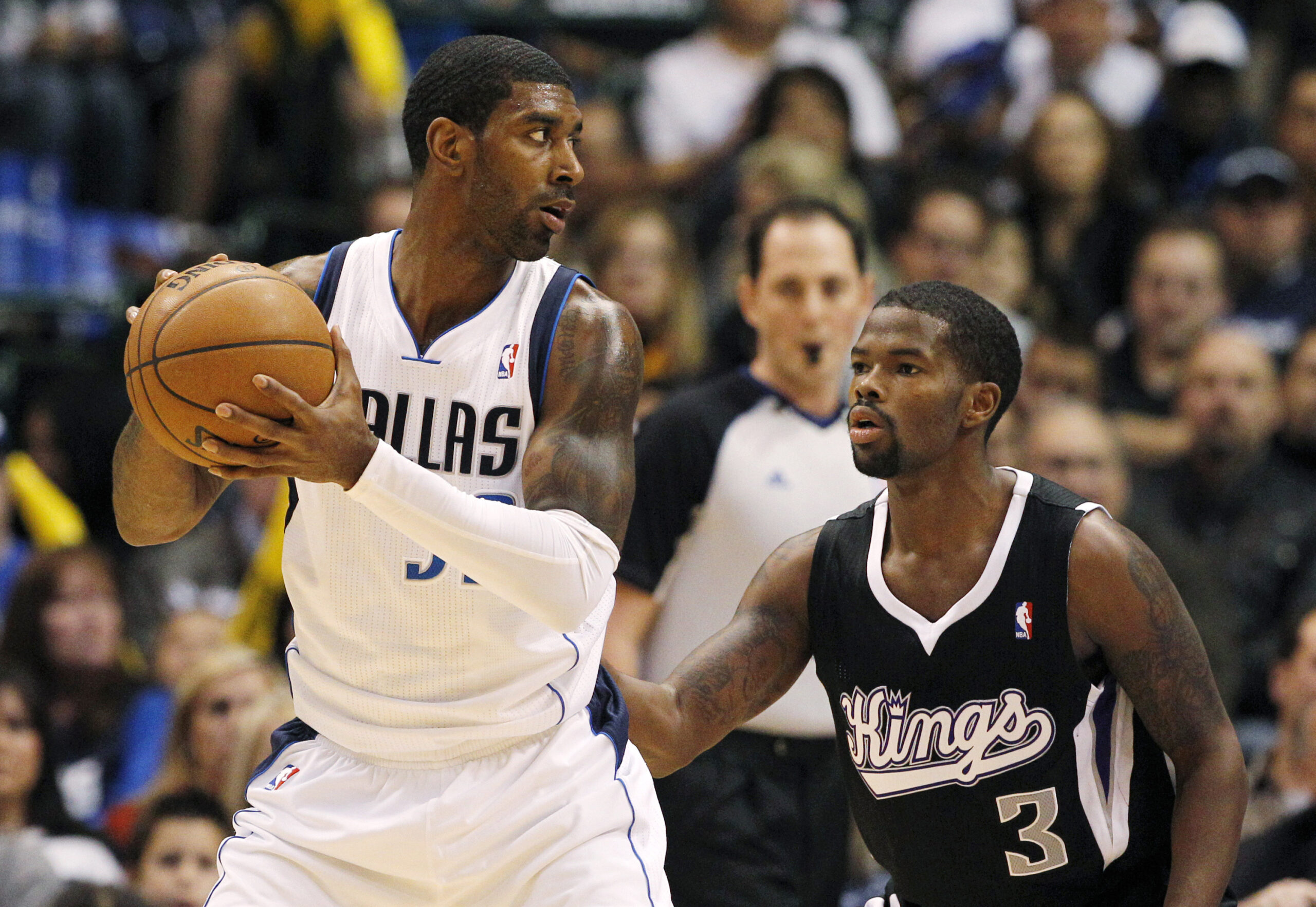 Mavericks win 17th straight at home against Kings