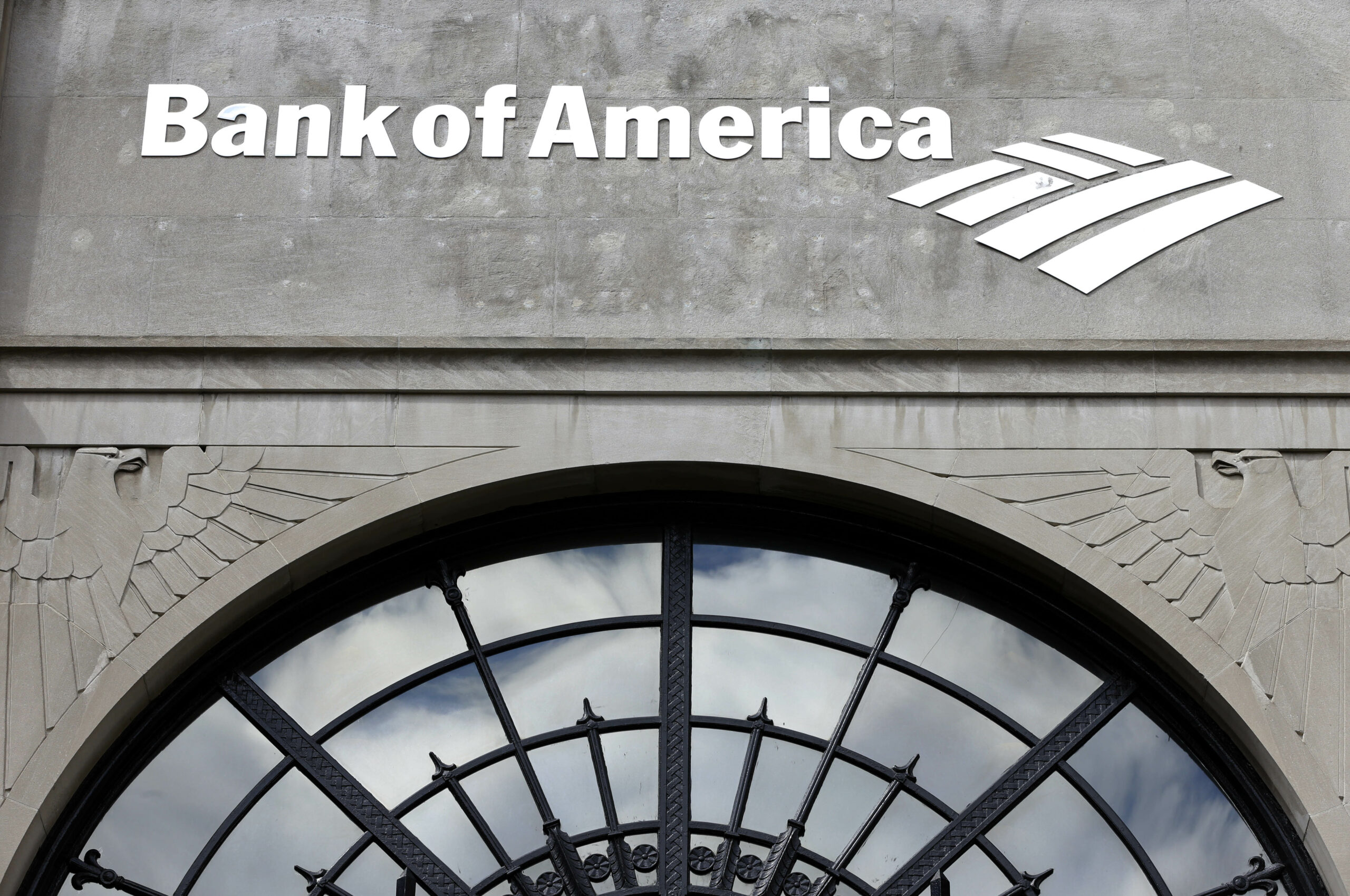 15 big bank economists project nearly 3 percent economic growth in 2015