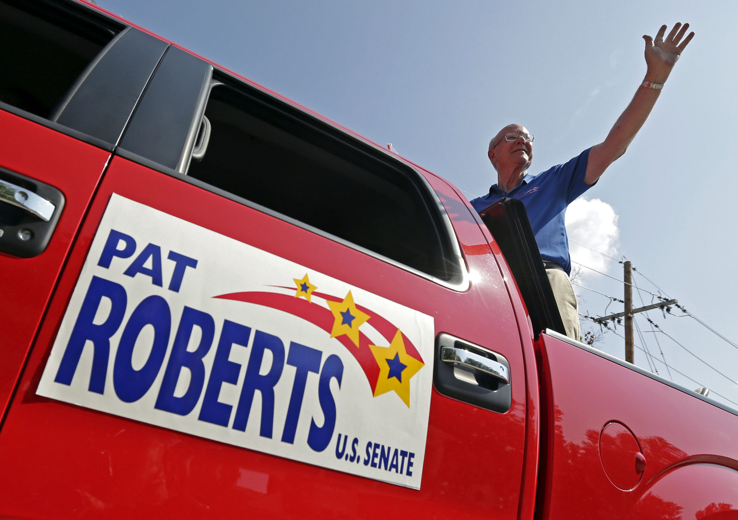 Primaries show Republican voters wary of Tea Party candidates, skeptical of party establishment
