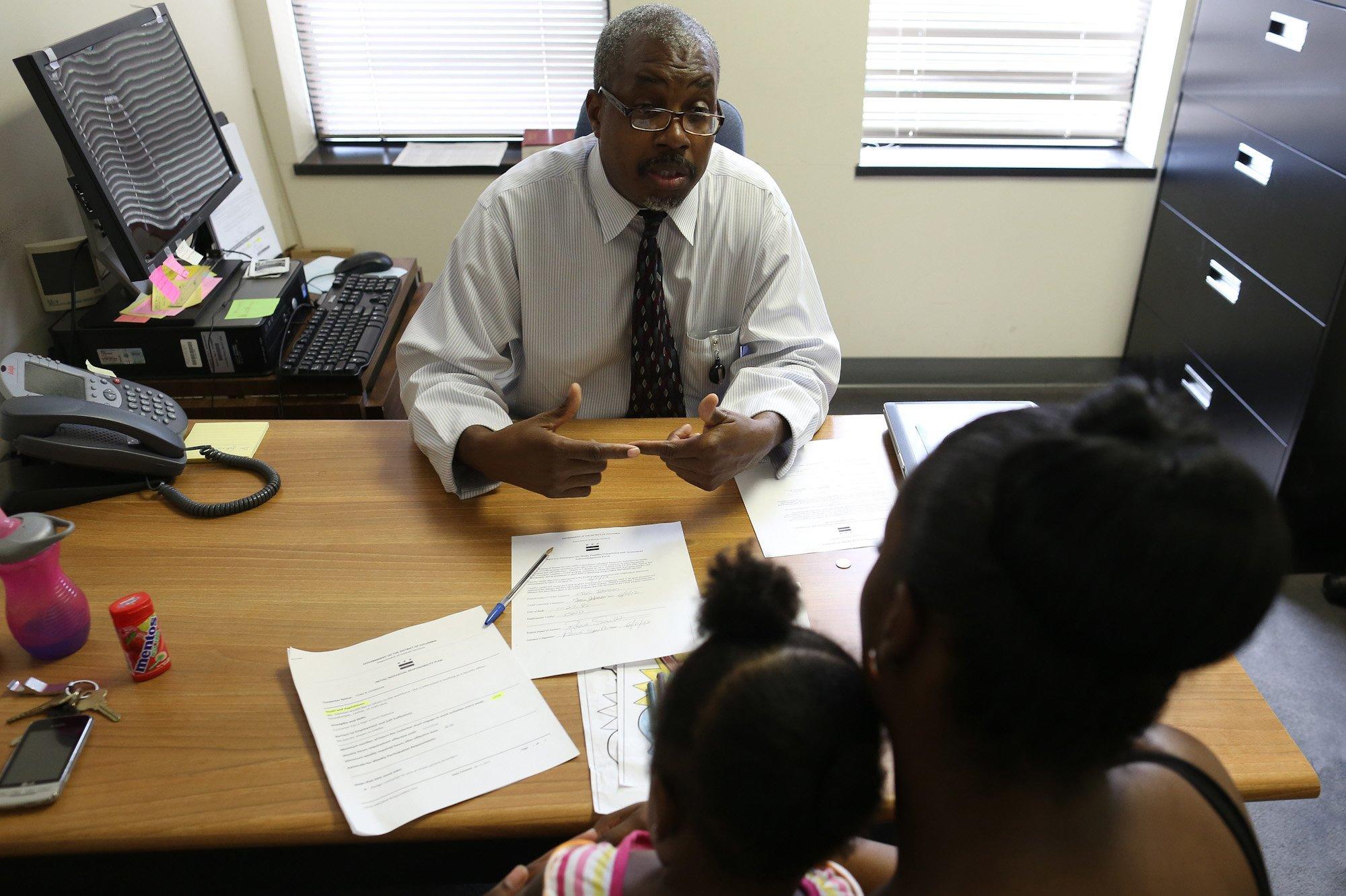 D.C. struggles to meet welfare work requirements
