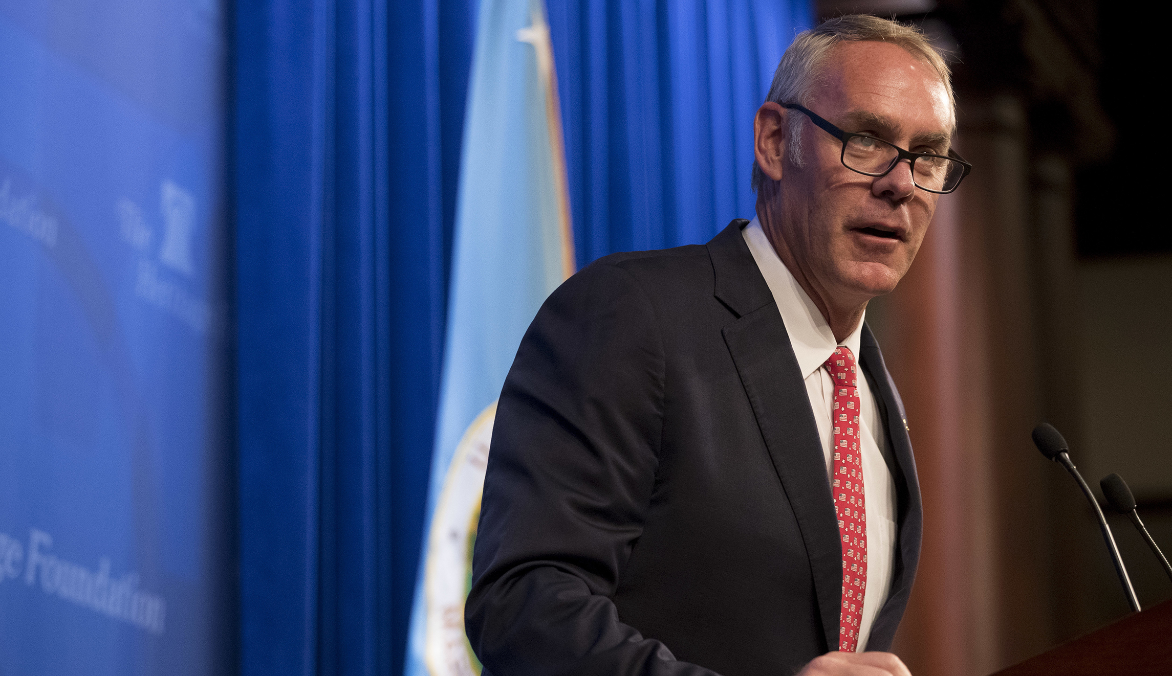 Ryan Zinke tells hecklers he will ‘not kneel to anyone’