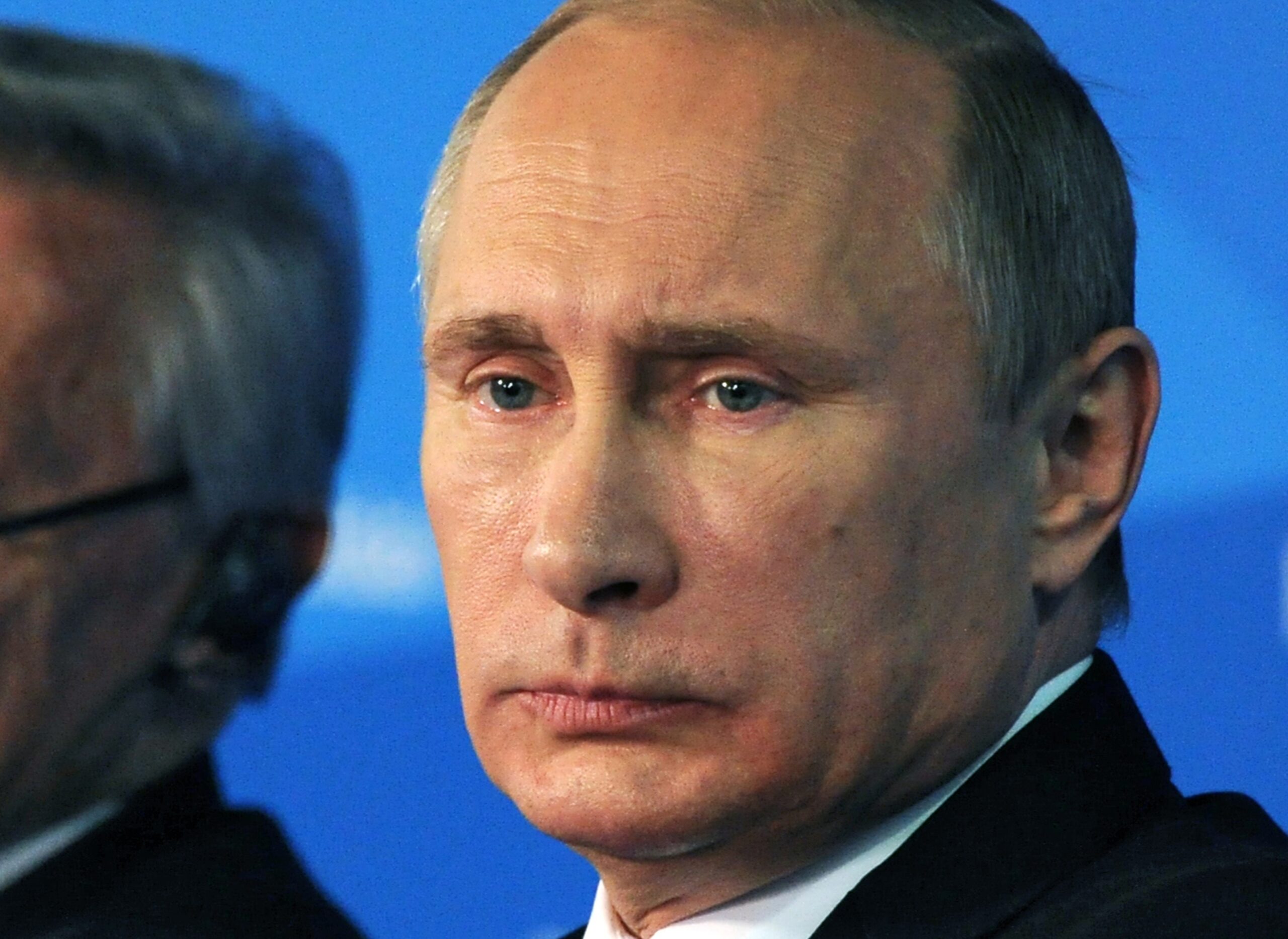 Vladimir Putin blames U.S. meddling for chaos in Ukraine