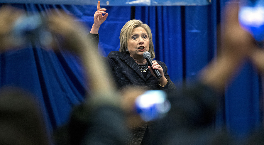 Poll: Clinton up 25 points nationally on Sanders