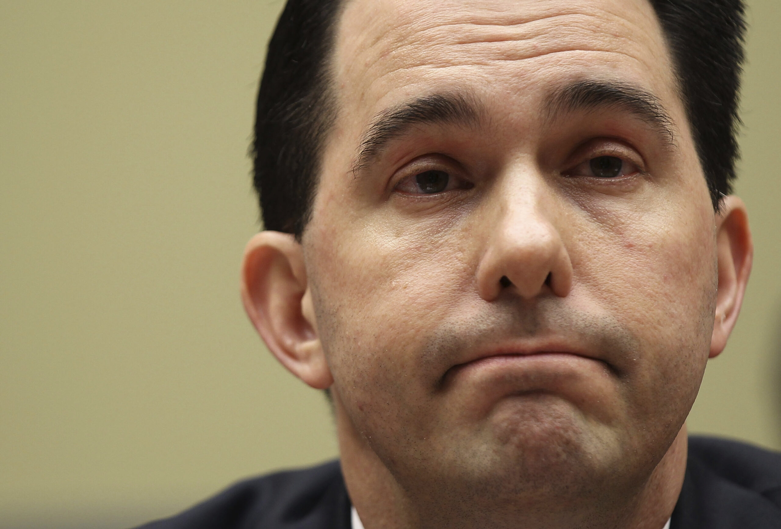 Scott Walker refuses federal order to close state parks