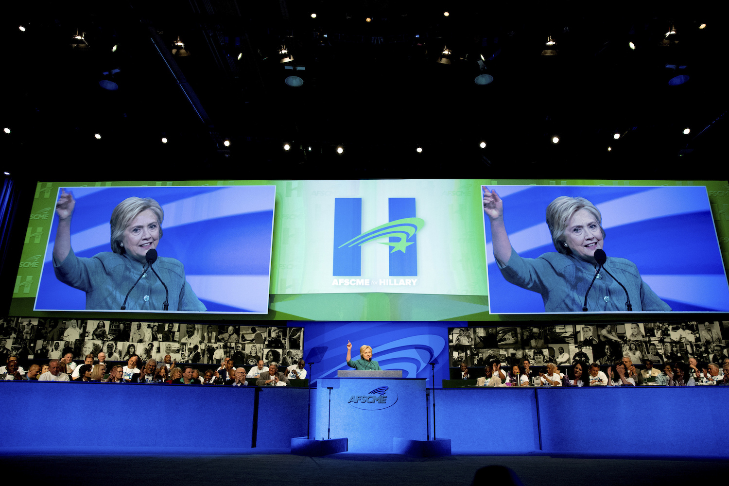 Leaked email: Clinton, DNC split over how to fight Trump