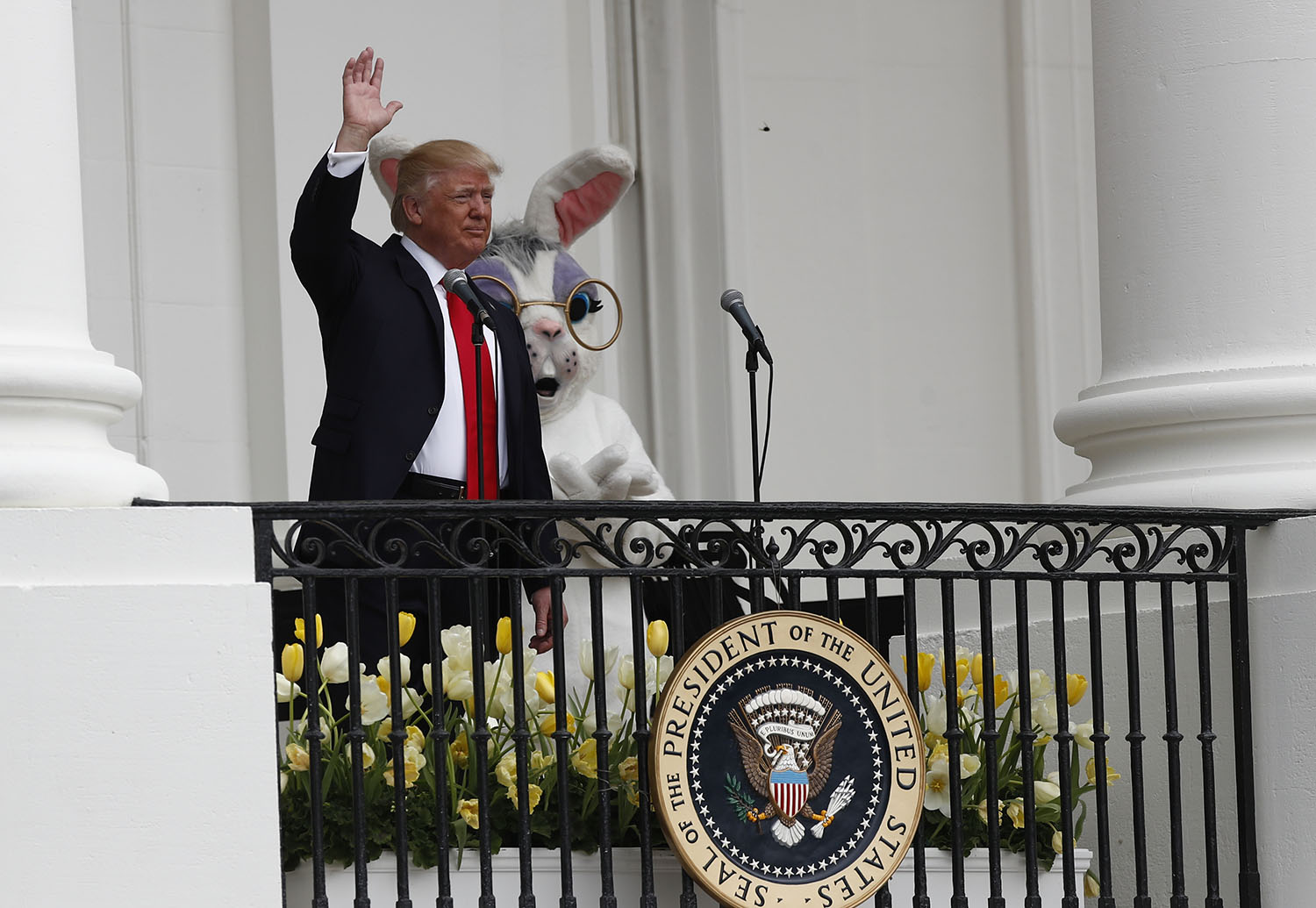 Watch: Trump welcomes families to first White House Easter Egg Roll of his presidency