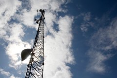 Bipartisan $7 billion extension of FCC broadband subsidy program introduced as it faces expiration