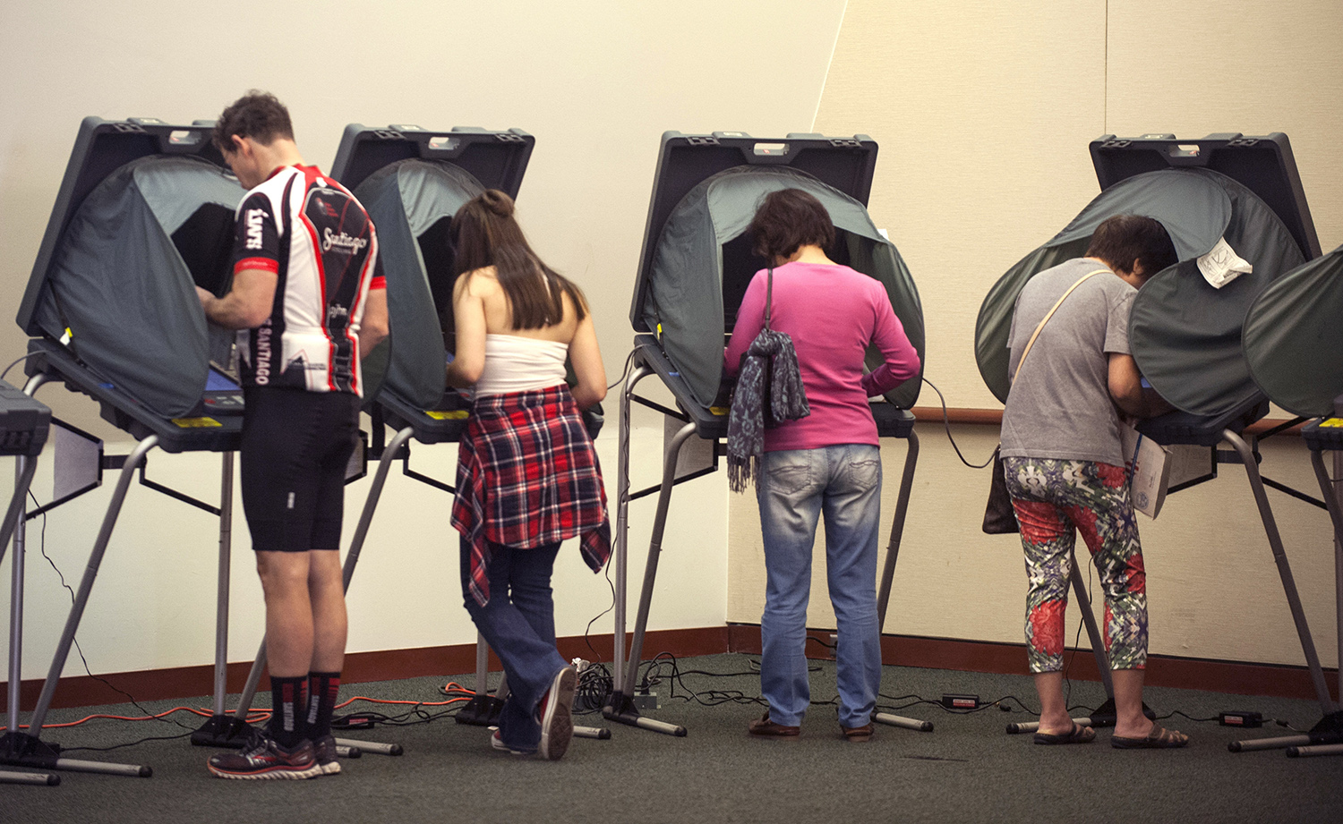 Make polling great again