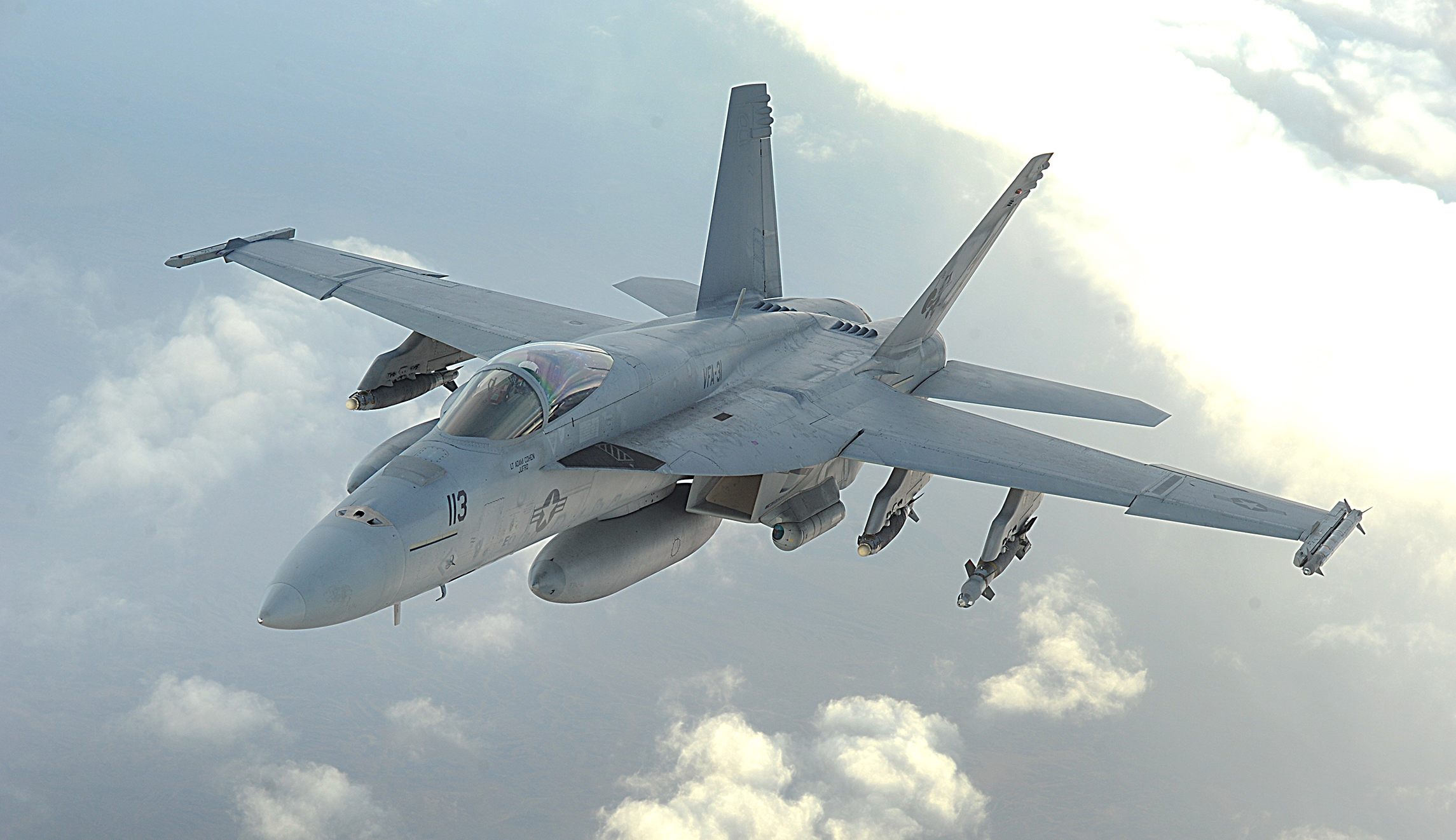 US pilots will defend themselves as Russia threatens aircraft over Syria, Pentagon says