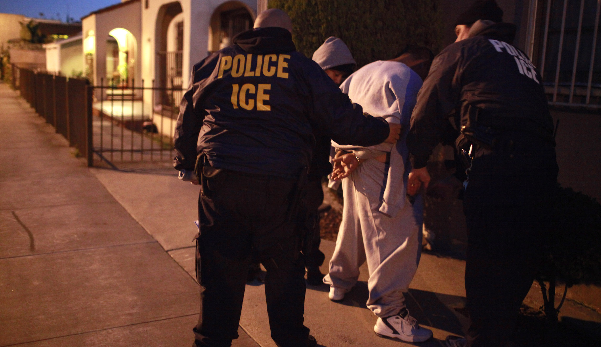 Berkeley students accuse ICE agent of posing as an Amazon delivery man