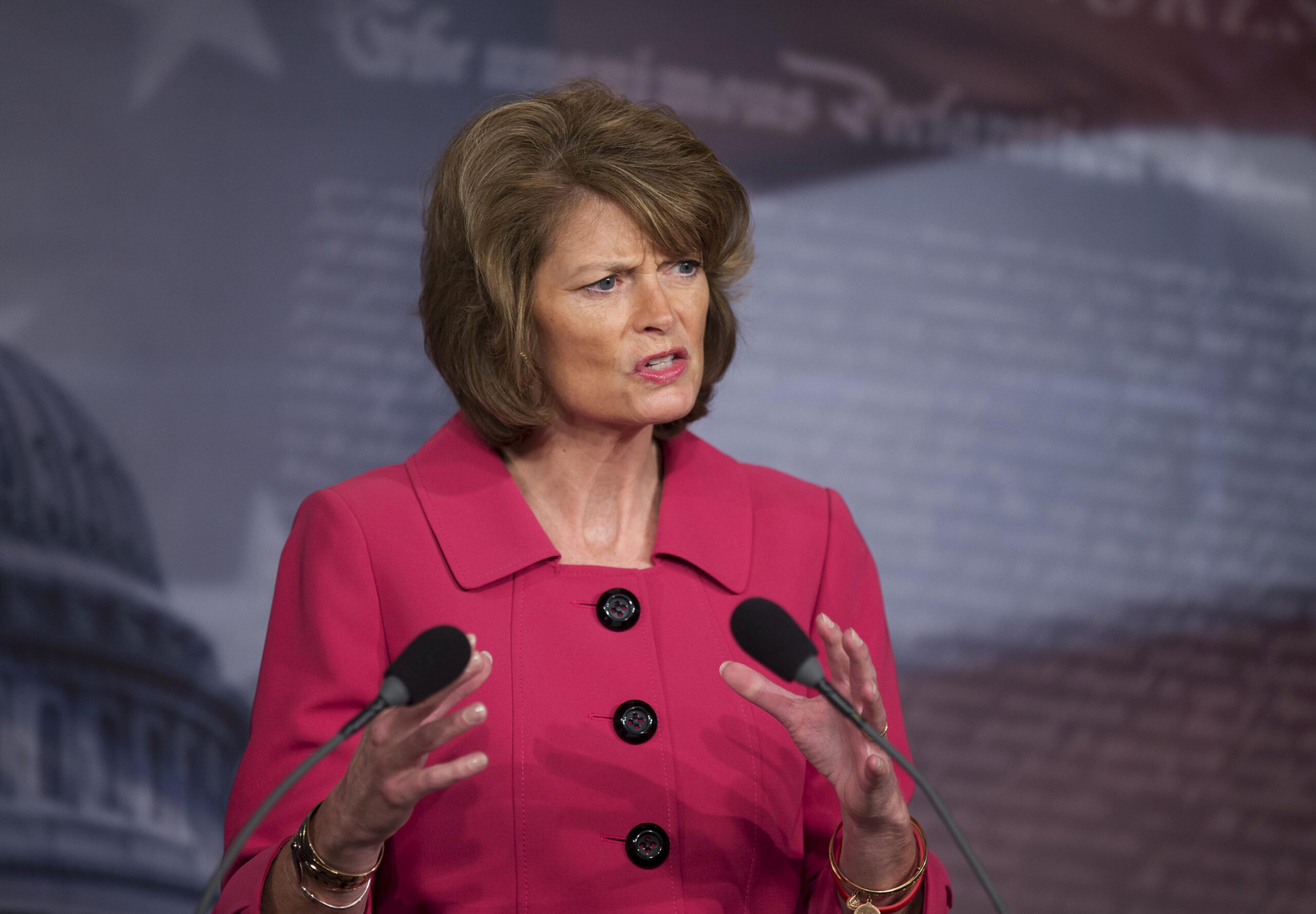 The longer Pelosi delays impeachment, the more pressure centrist Republicans face