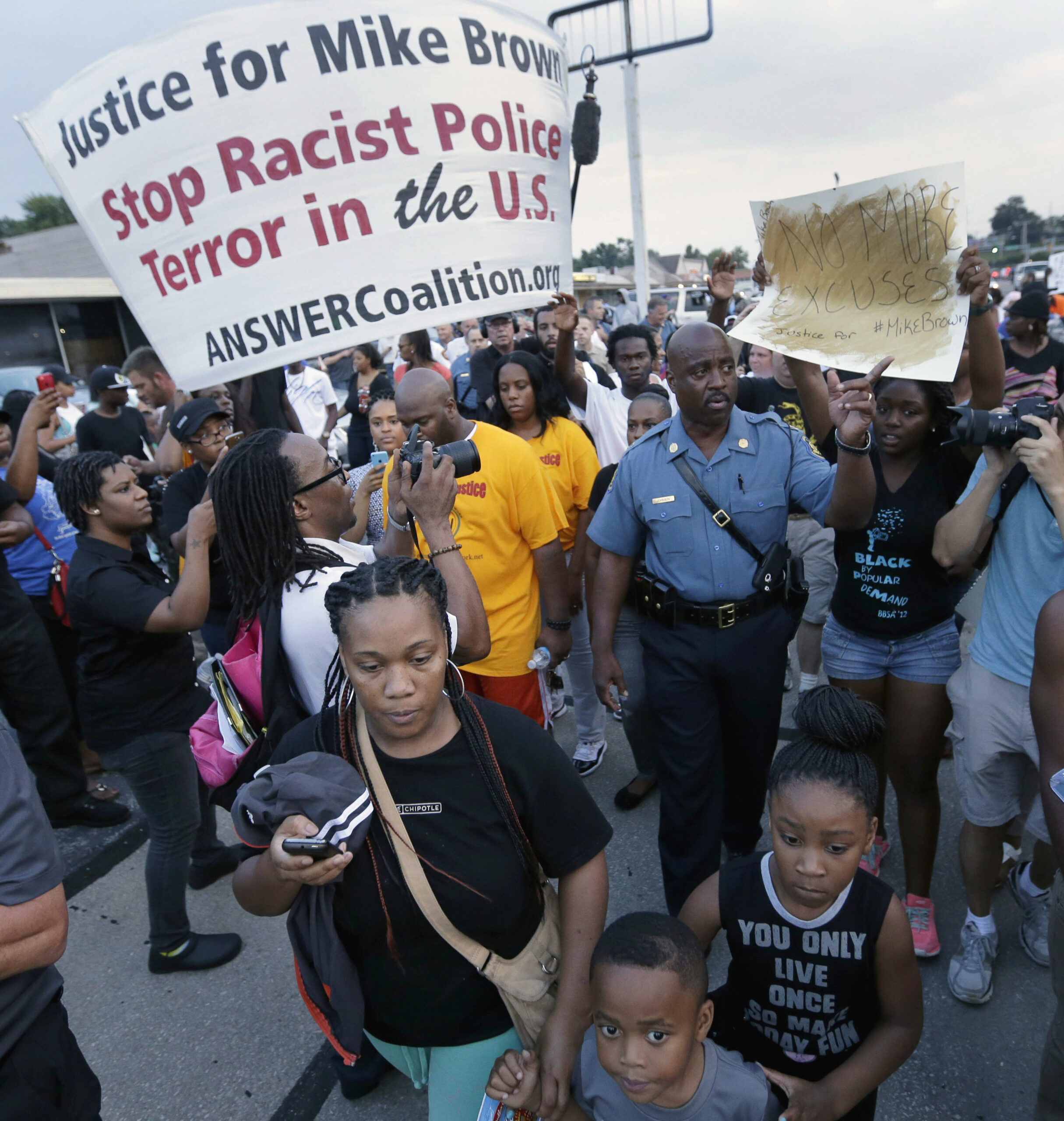 Congress considers review of police military gear