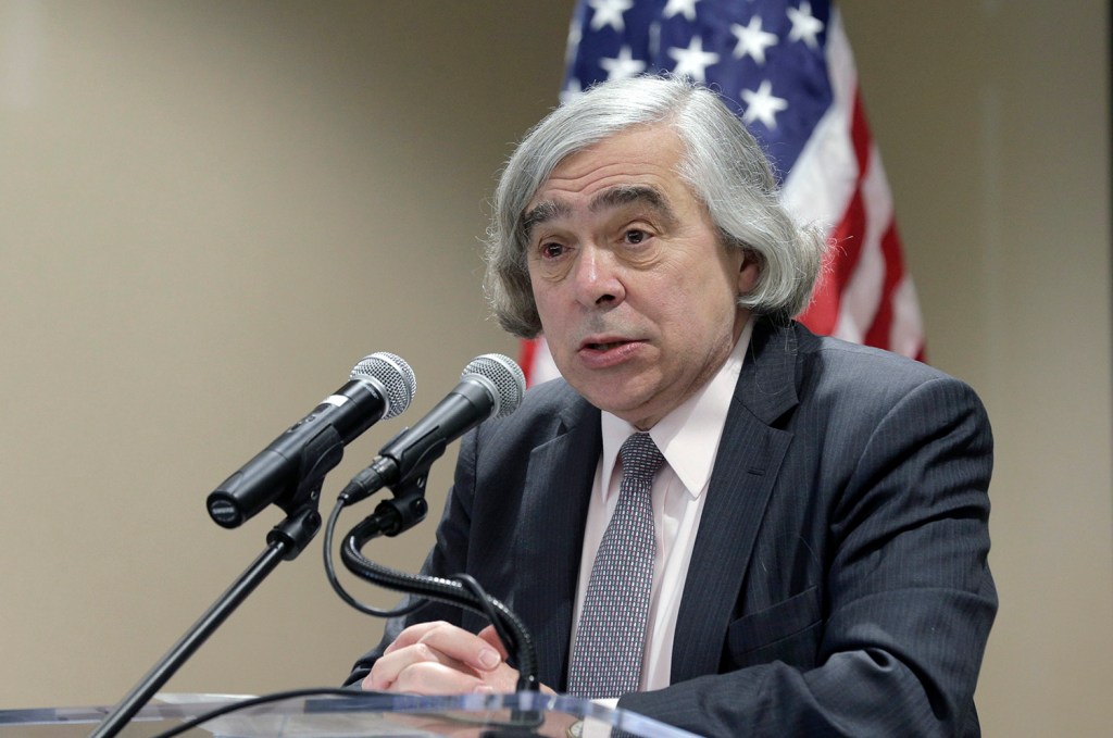 U.S. to open energy center with Israel
