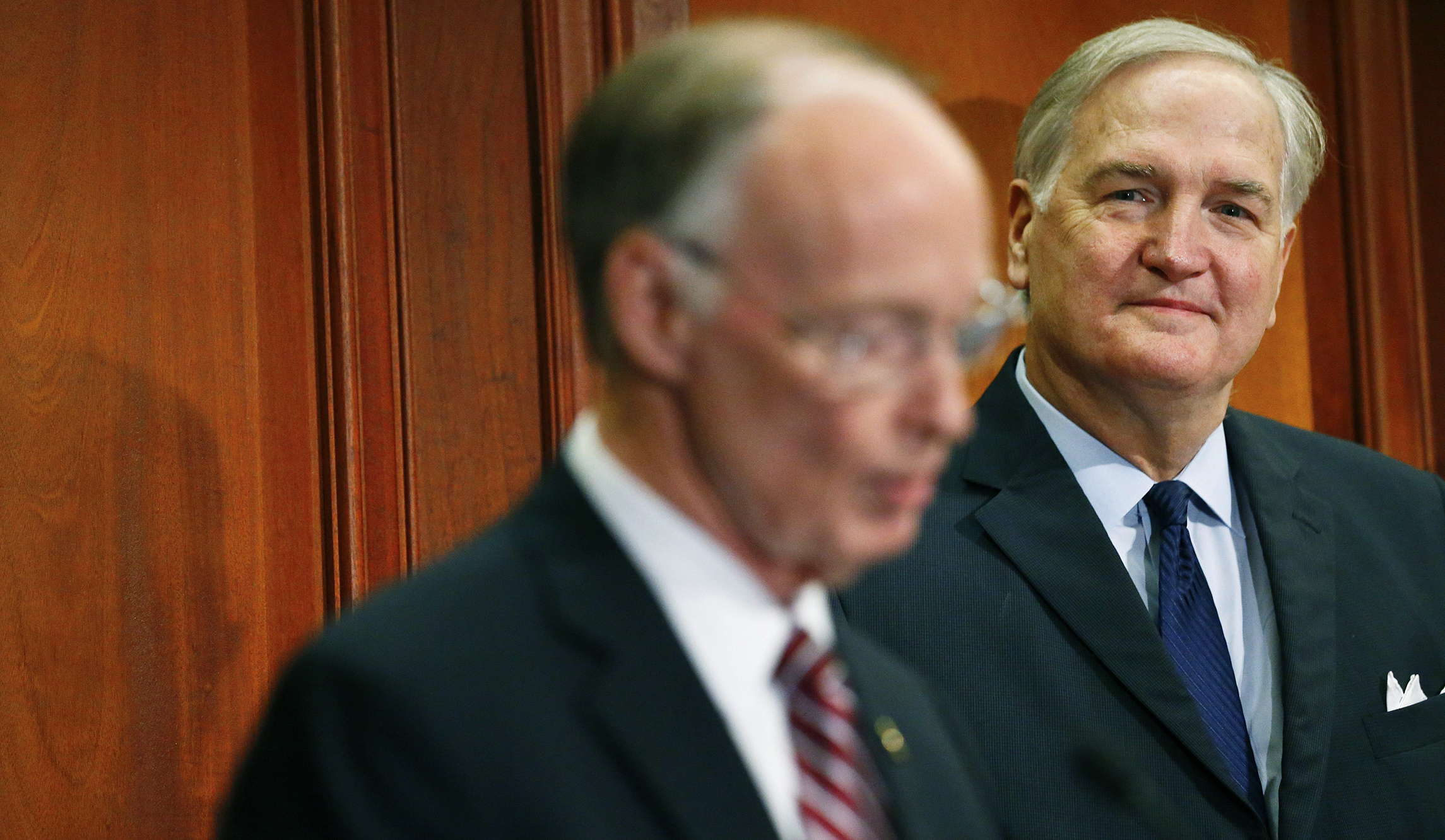 Disgraced Gov. Robert Bentley’s sex scandal threatens to ruin Sen. Luther Strange’s career