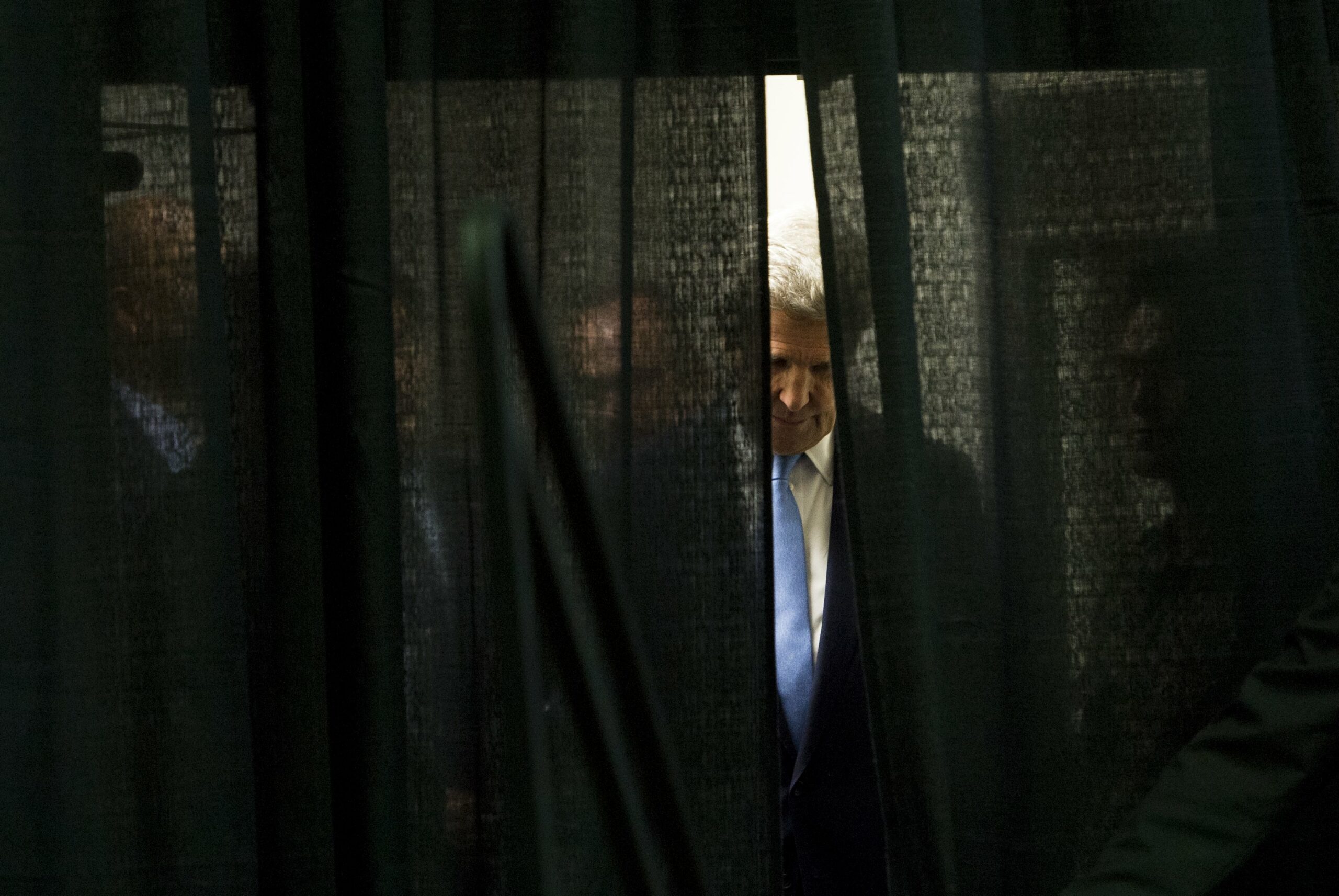 Ten days later, why no pictures of John Kerry?