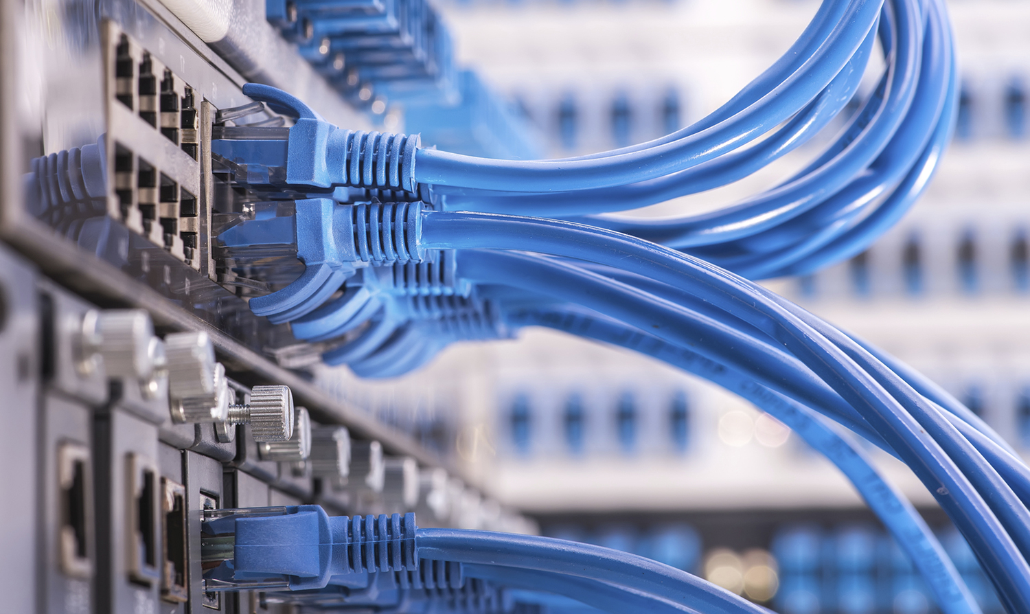 Obama’s risky Internet giveaway