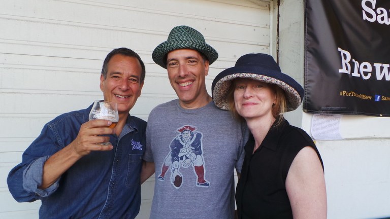 Samuel Adams pledges $1,000 grants to restaurant workers negatively affected by coronavirus