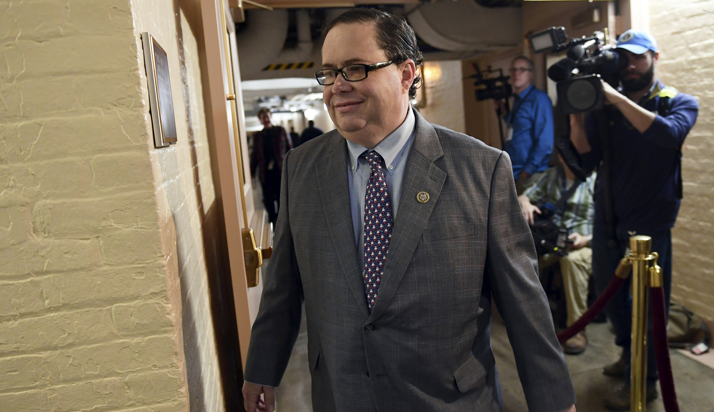 Texas Democrats sue, then drop lawsuit to keep Blake Farenthold on the ballot