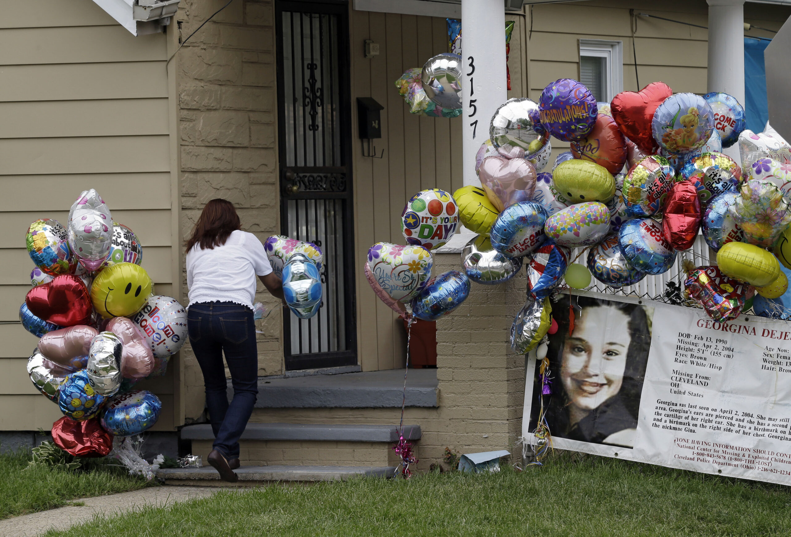 DNA test shows Ohio kidnap suspect fathered girl