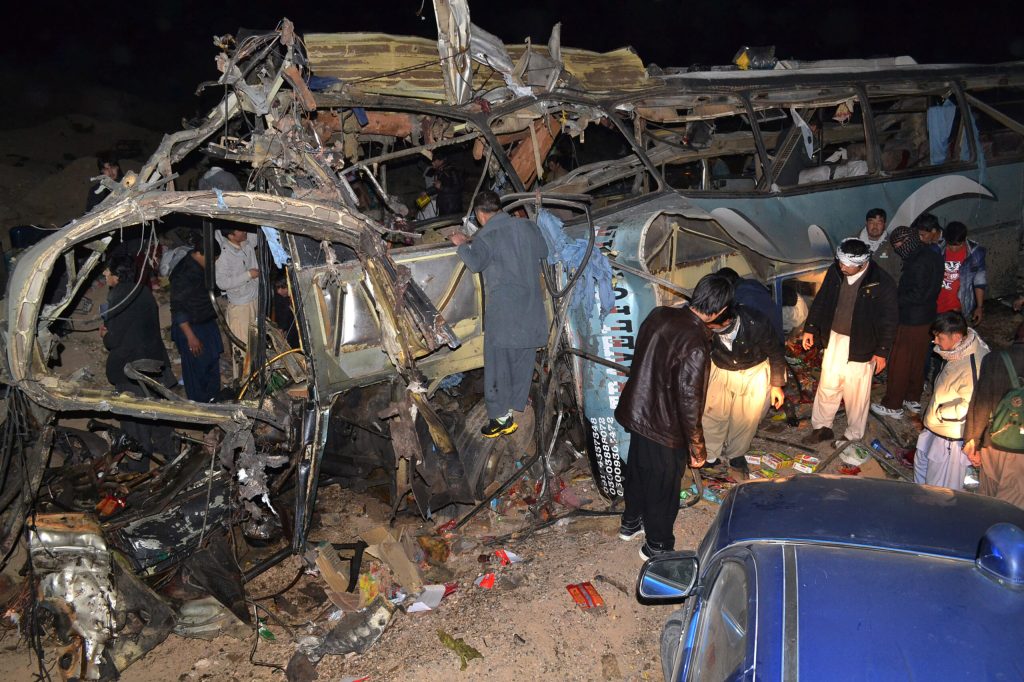 Pakistani air force pounds militant hide-outs