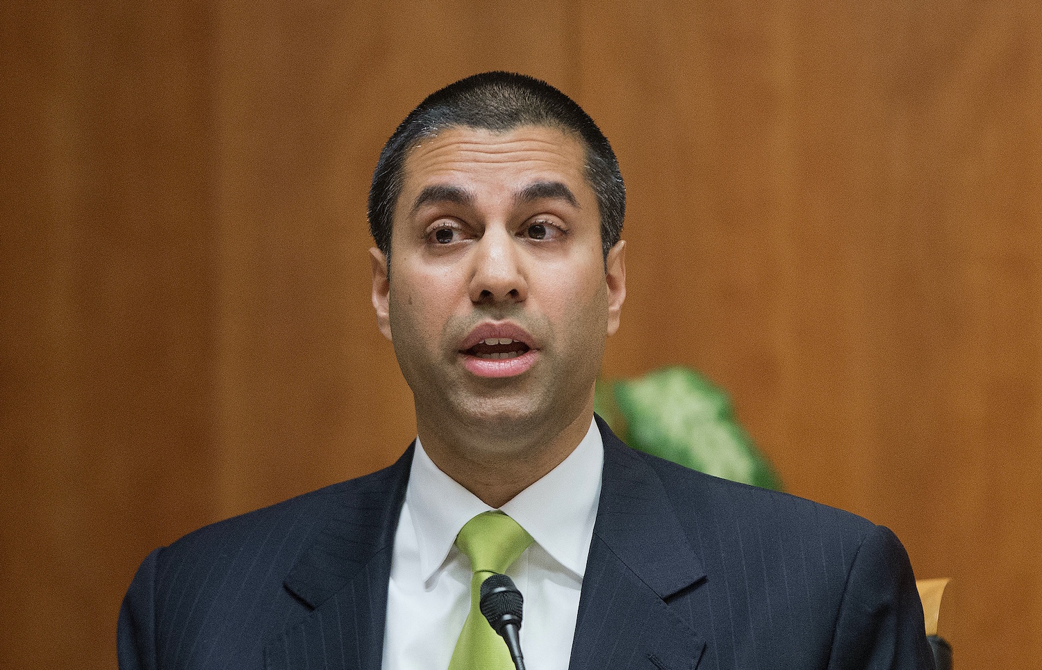 FCC chairman met with Facebook, Intel to talk net neutrality