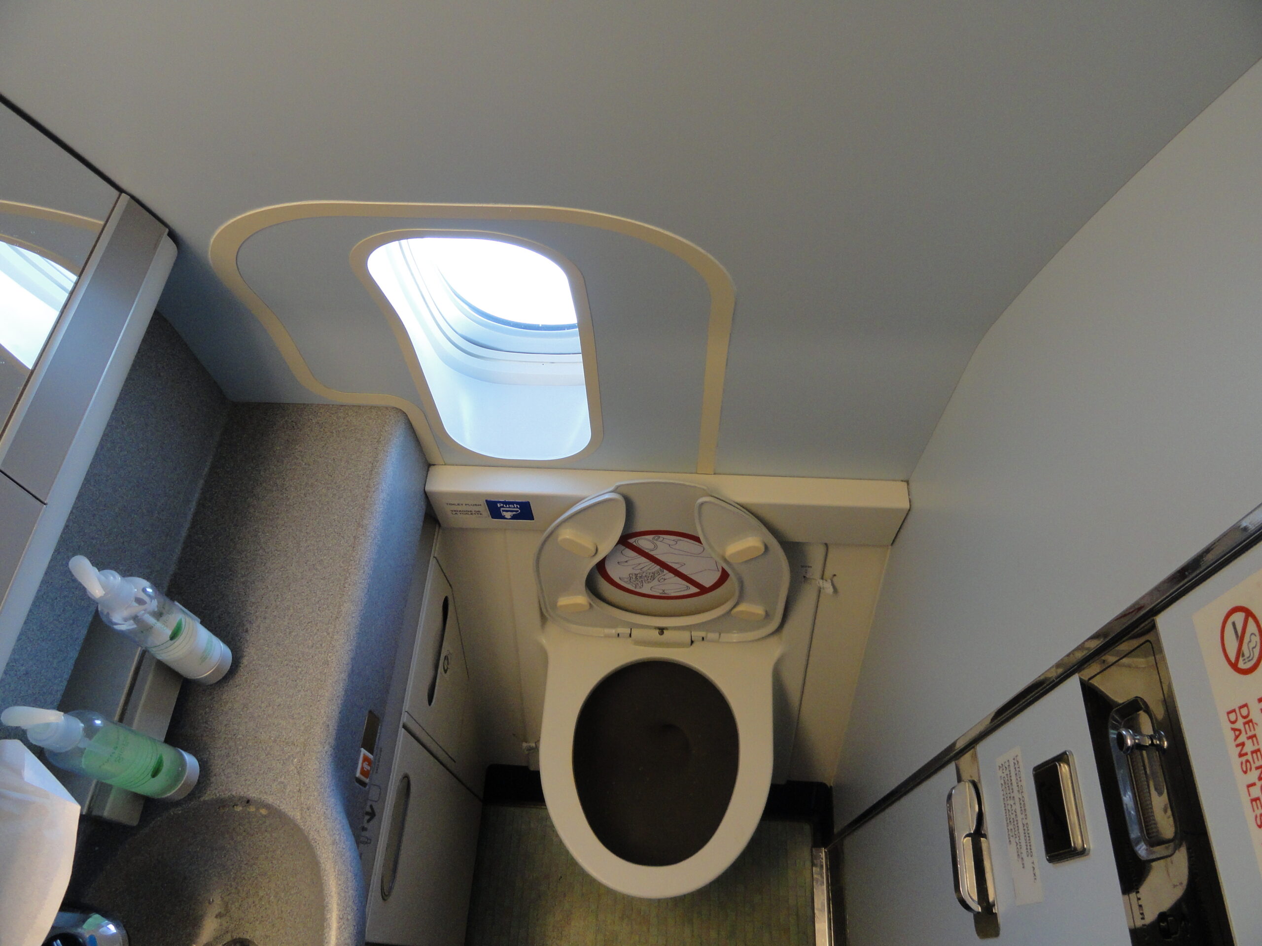 Dem bill ensures no ‘pay to pee’ on flights
