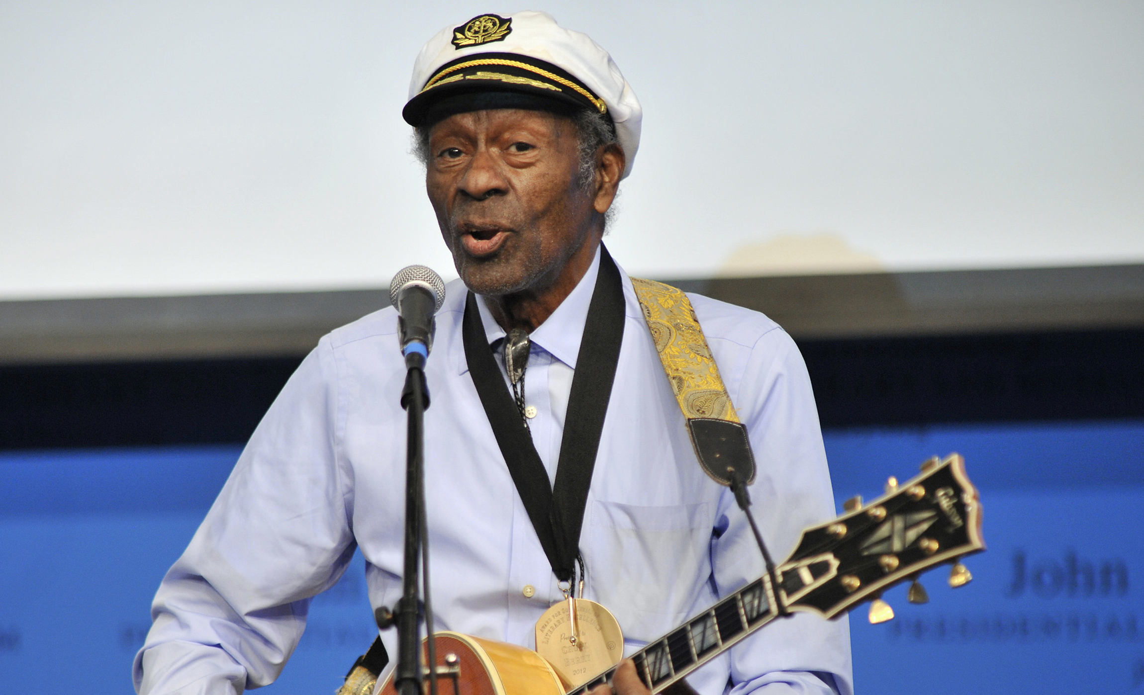 Musician Chuck Berry dies at 90