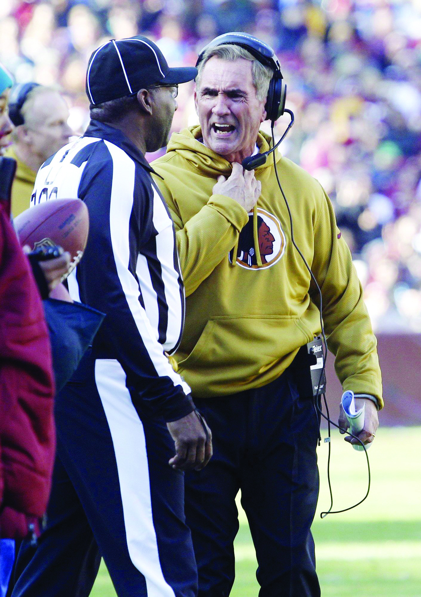 Redskins coach Shanahan explains comments