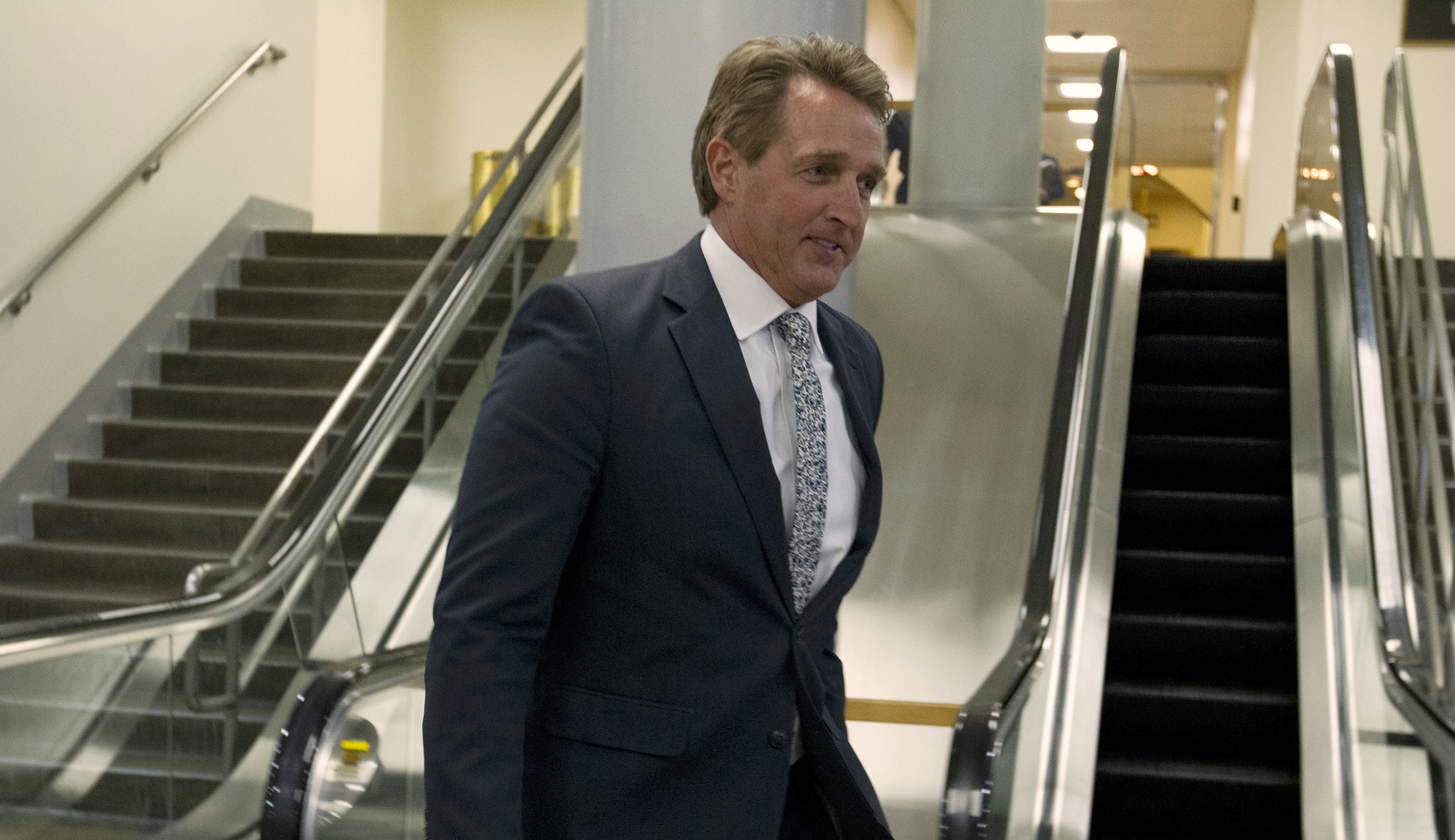 Jeff Flake to introduce bill to raise minimum age to purchase assault rifle to 21 years old