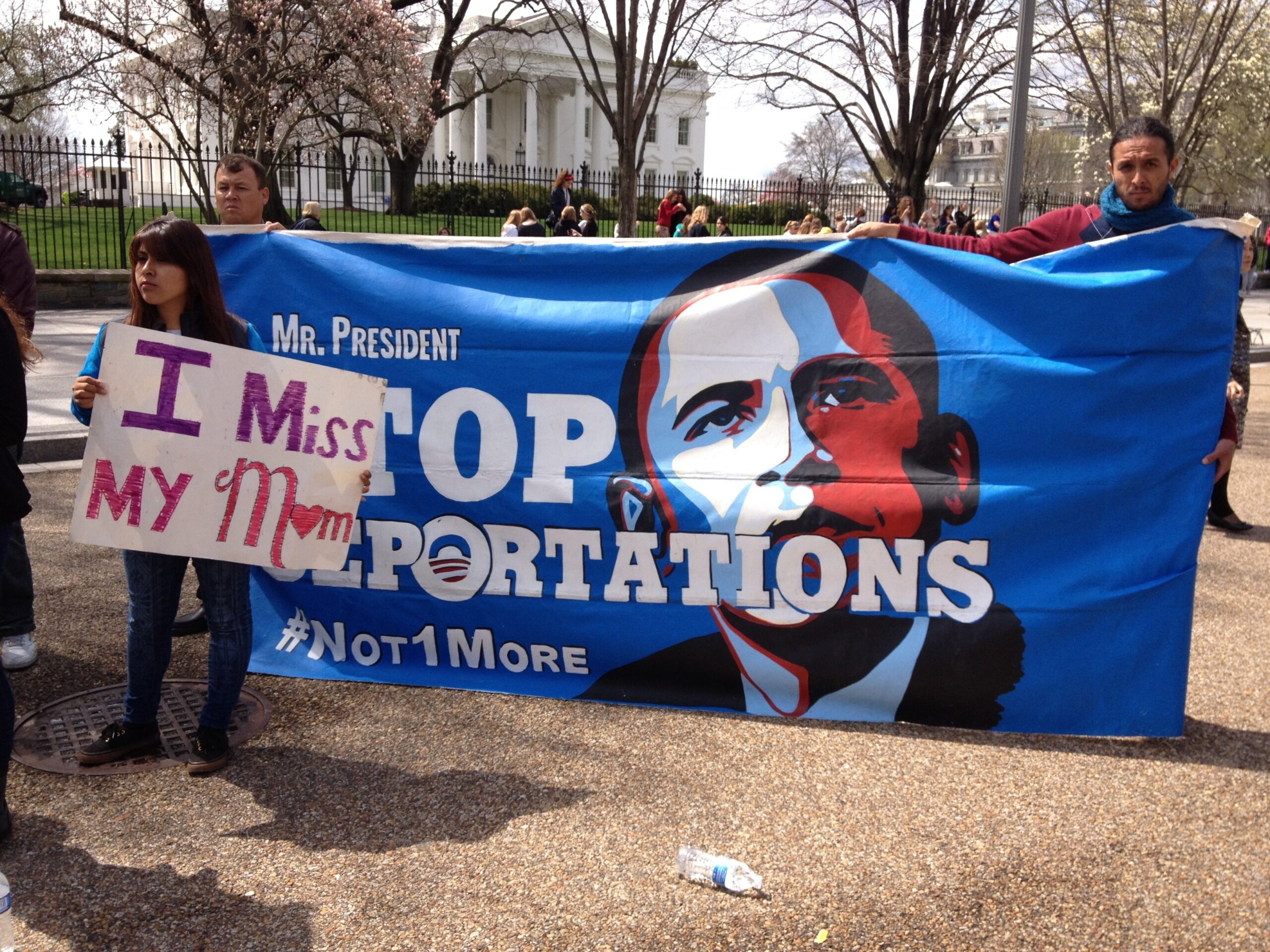 Obama wants Homeland Security to consider deporting fewer people