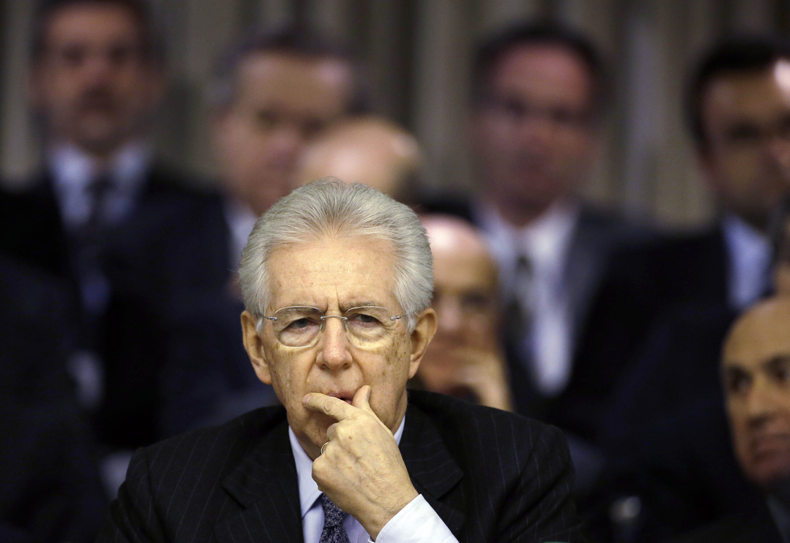 Monti resigns as Italy heads to elections