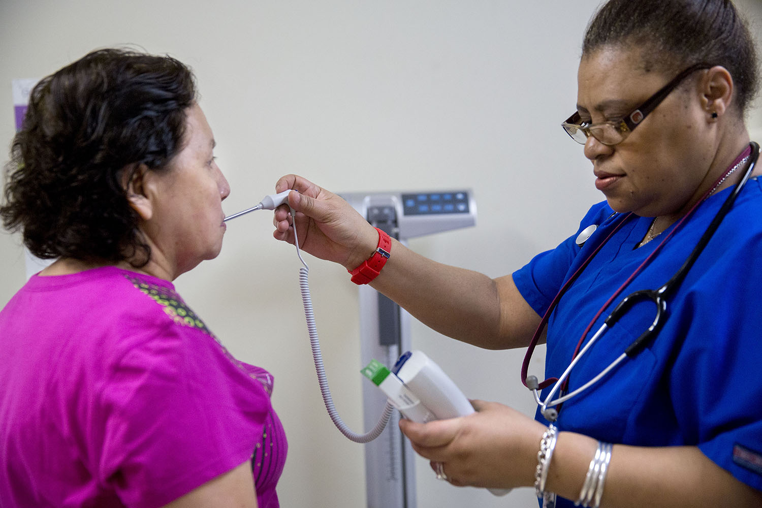 Poll: Most Obamacare consumers happy with plans