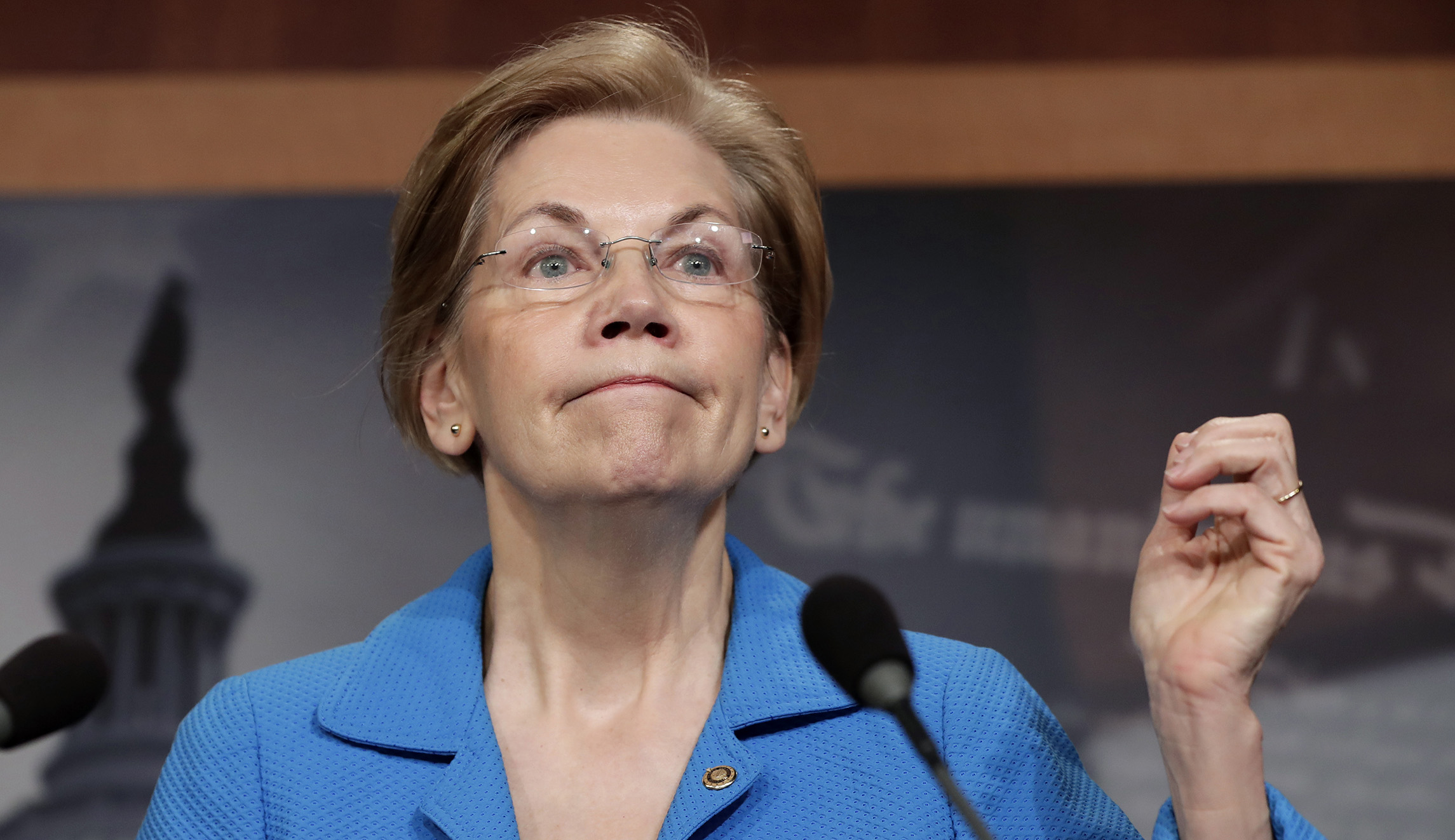 Elizabeth Warren predicts financial crisis within the decade if banking reform bill passes
