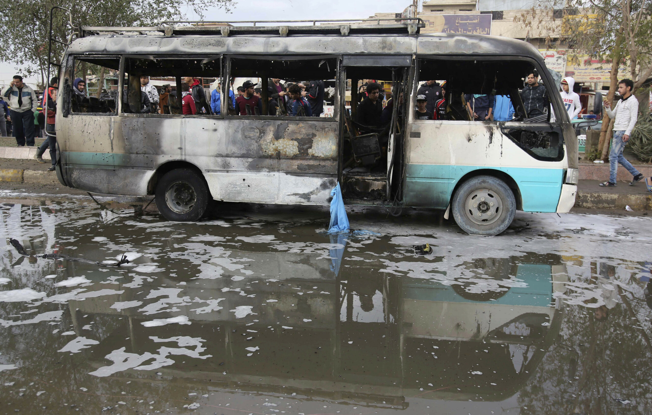 Islamic State kills 24 in Baghdad