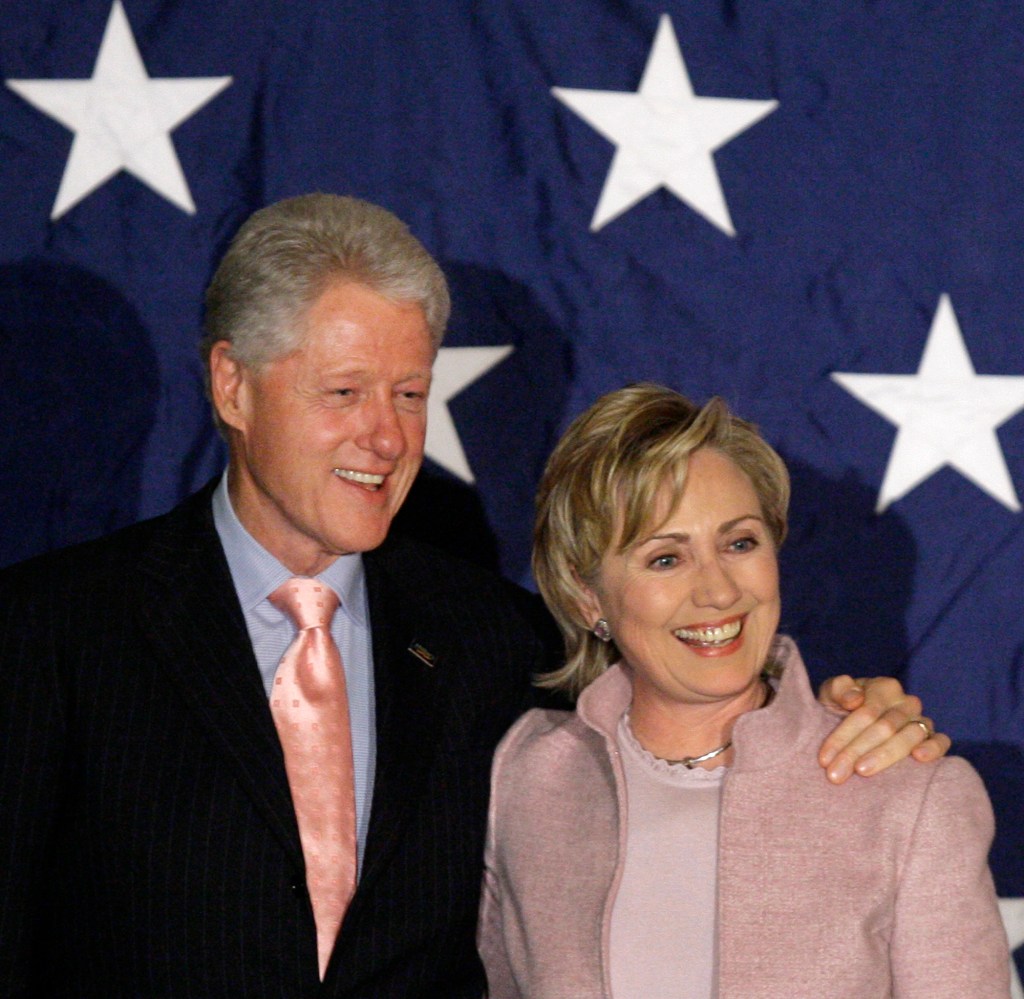 A night out with the Clintons and their brain trust