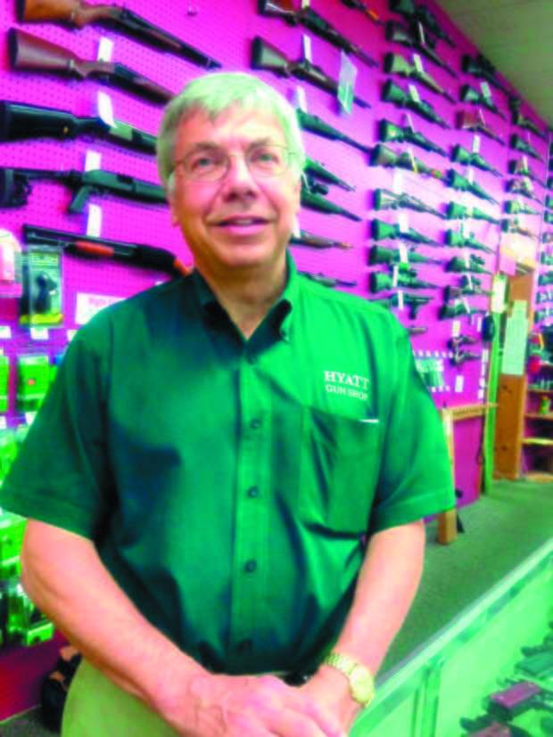 Nation’s biggest gun store calls for revolt