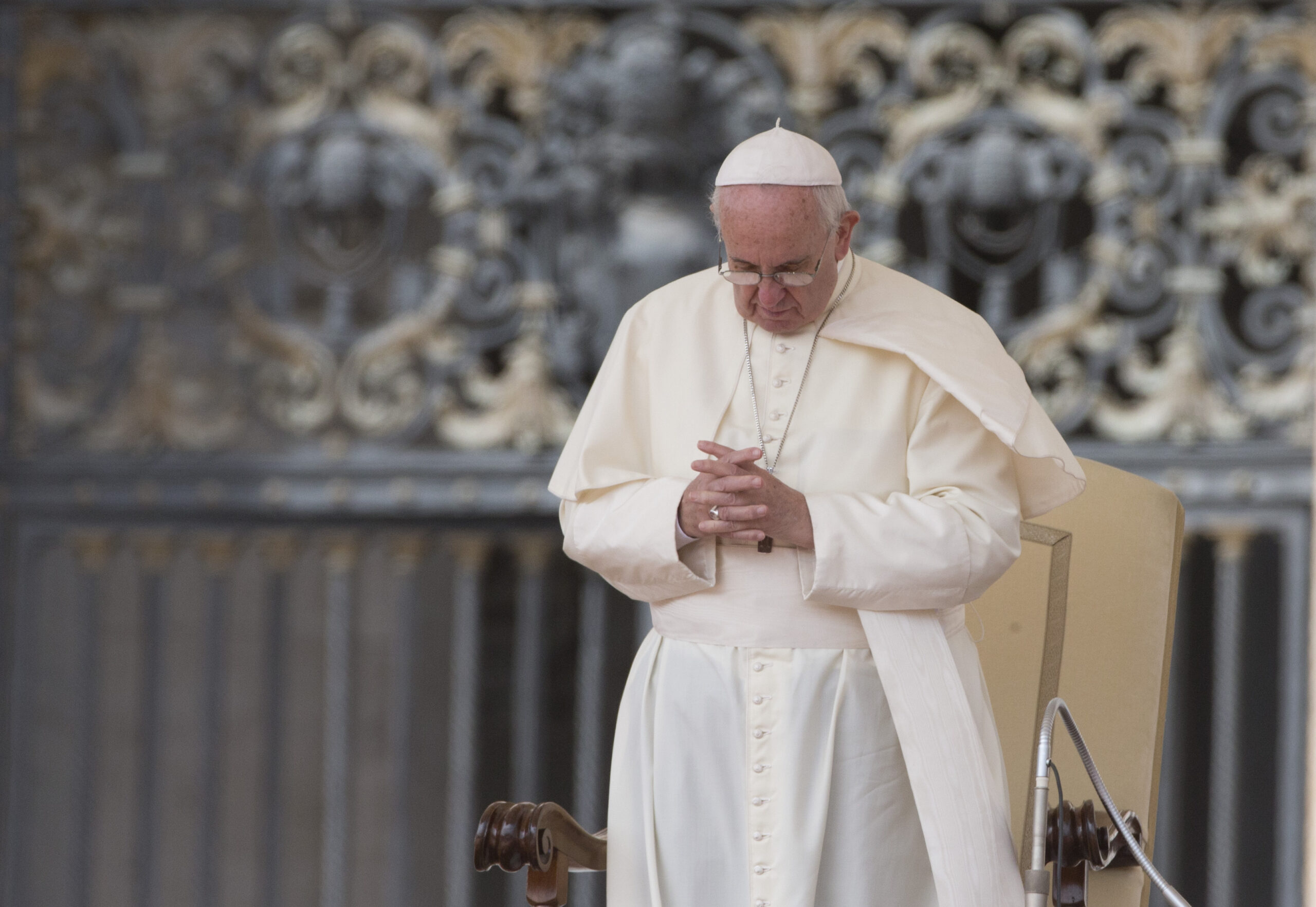 Obama to greet Pope Francis at Andrews Air Force Base