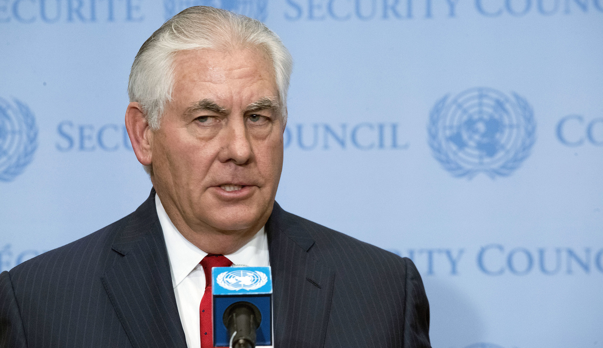 Rex Tillerson plans to stay in office through 2018