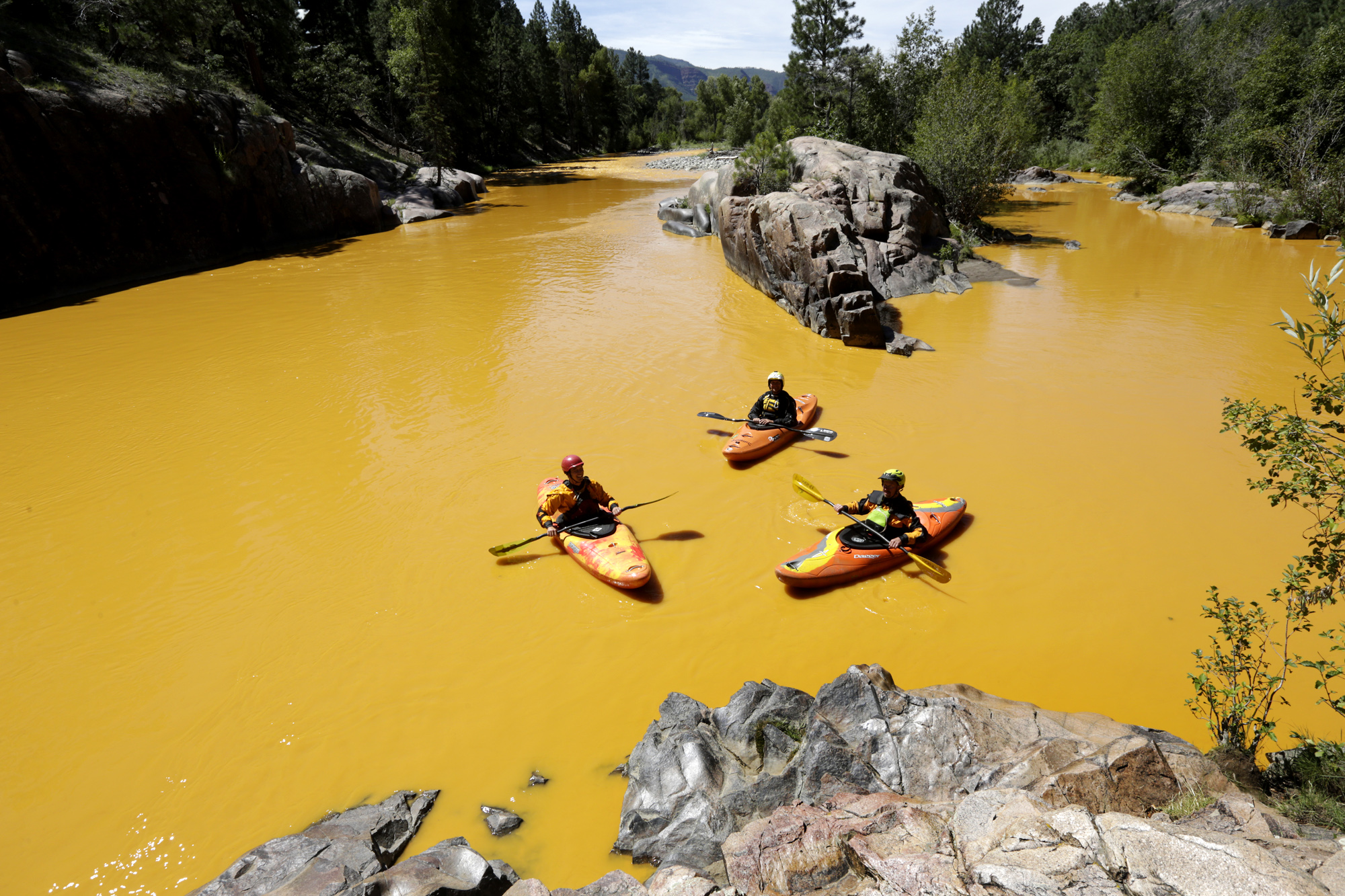 EPA ‘accepting full responsibility’ for Colorado river spill