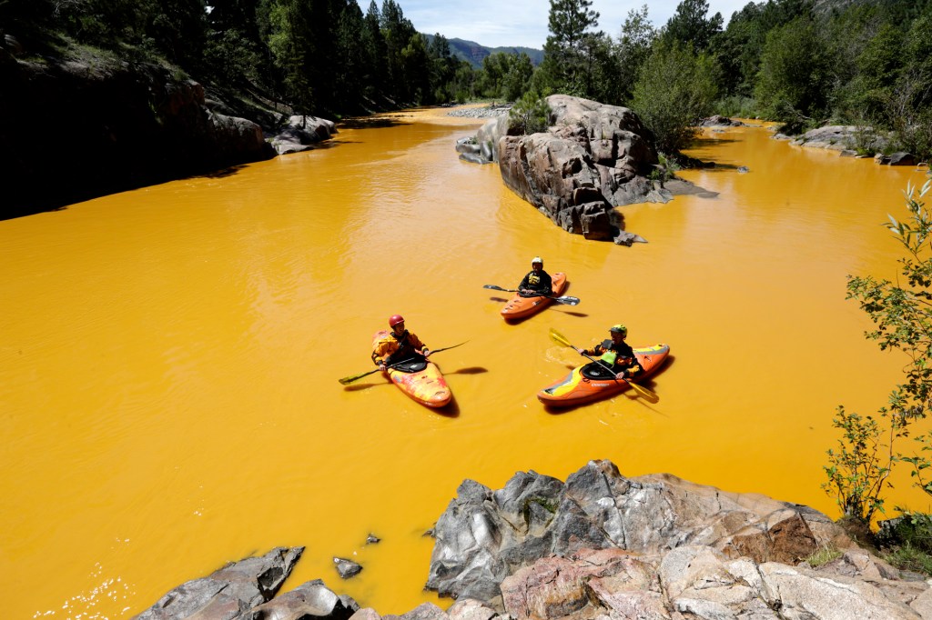EPA ‘accepting full responsibility’ for Colorado river spill