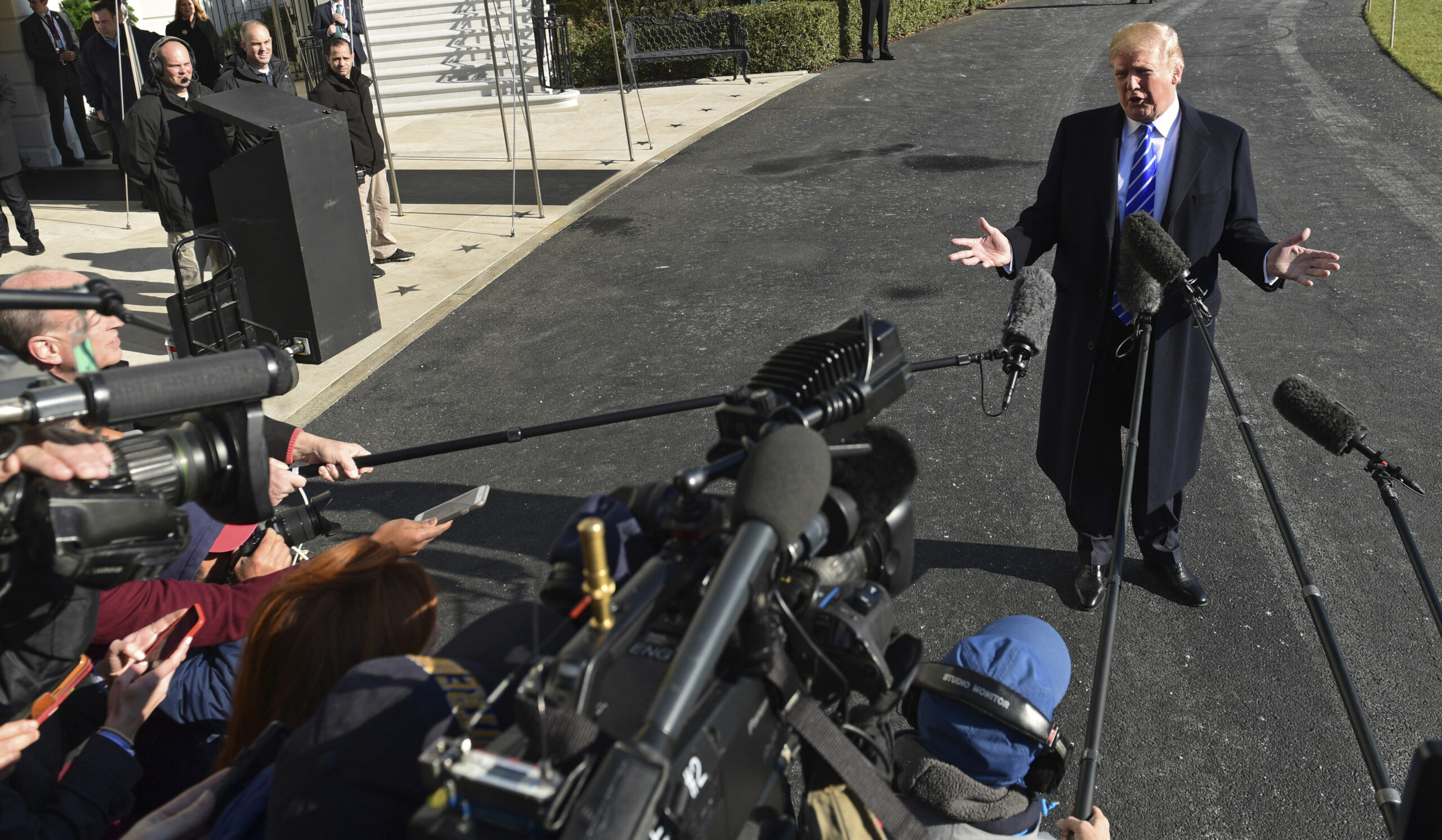 Trump will stress trade and borders, ignore climate change, in new national security strategy
