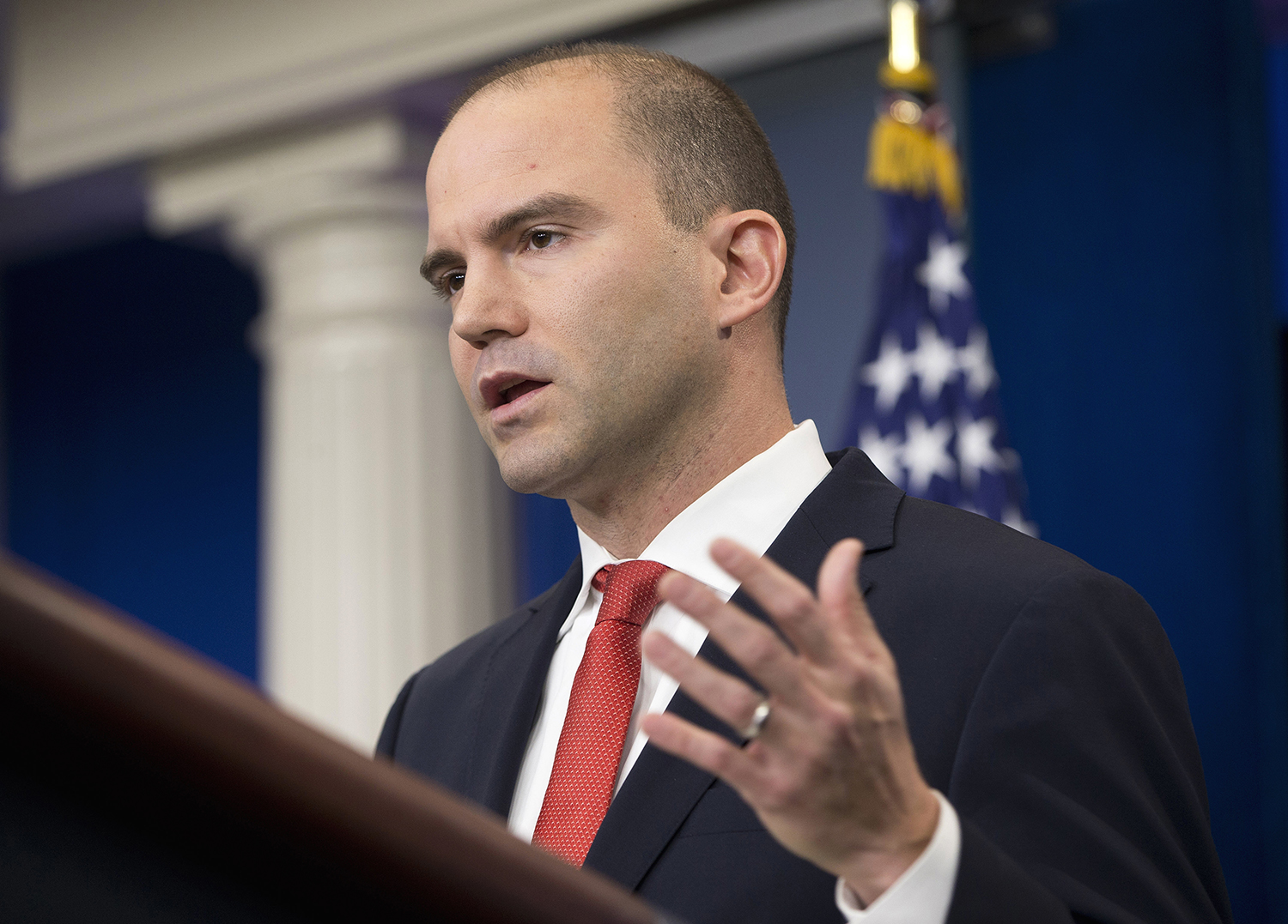 Rhodes: White House ‘blew the whistle on Russian meddling’