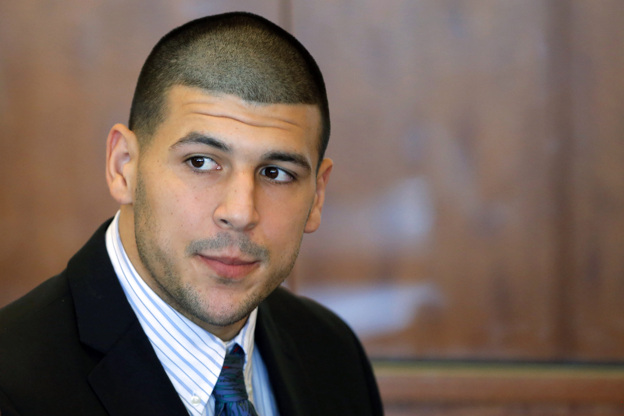 2 new murder charges for ex-Patriot Hernandez