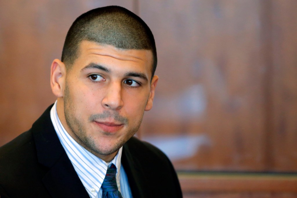 2 new murder charges for ex-Patriot Hernandez
