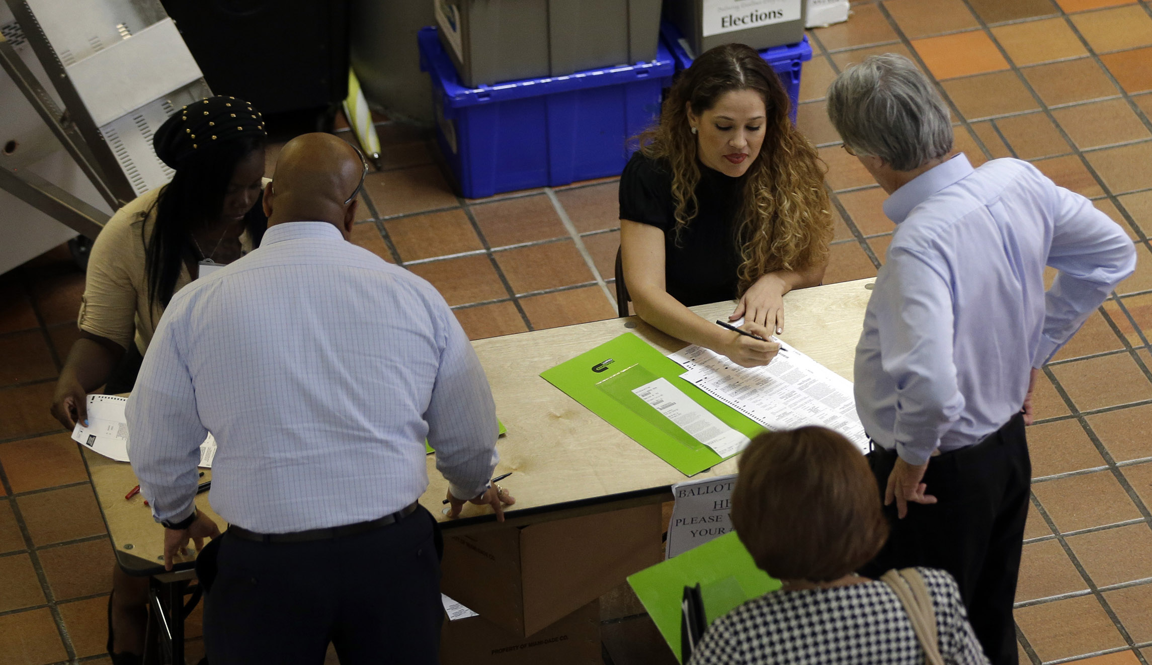 Alleged Russian hacker shared DCCC documents with Florida GOP operative: Report