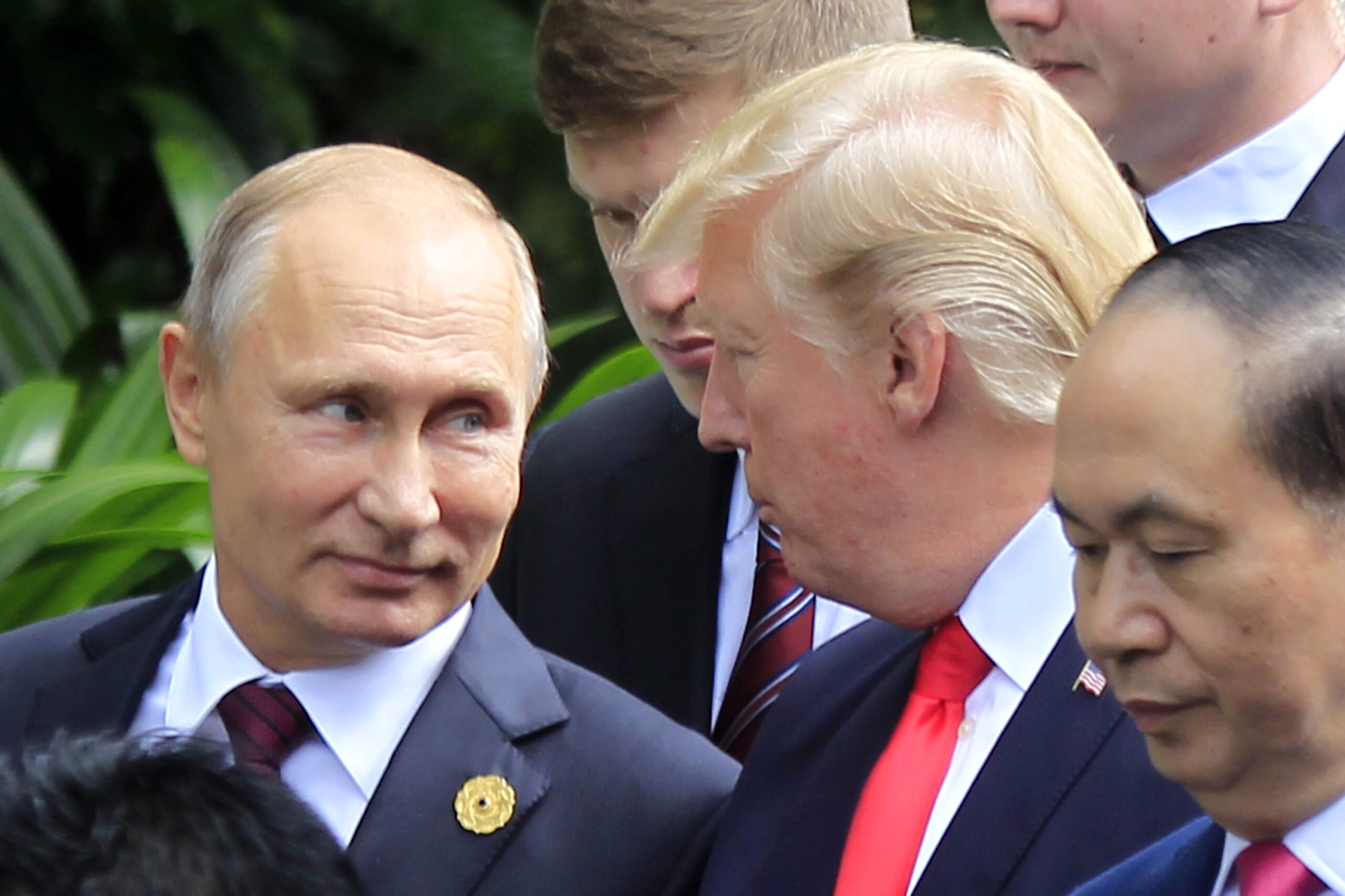 White House: Trump avoiding ‘back and forth argument with Vladimir Putin’