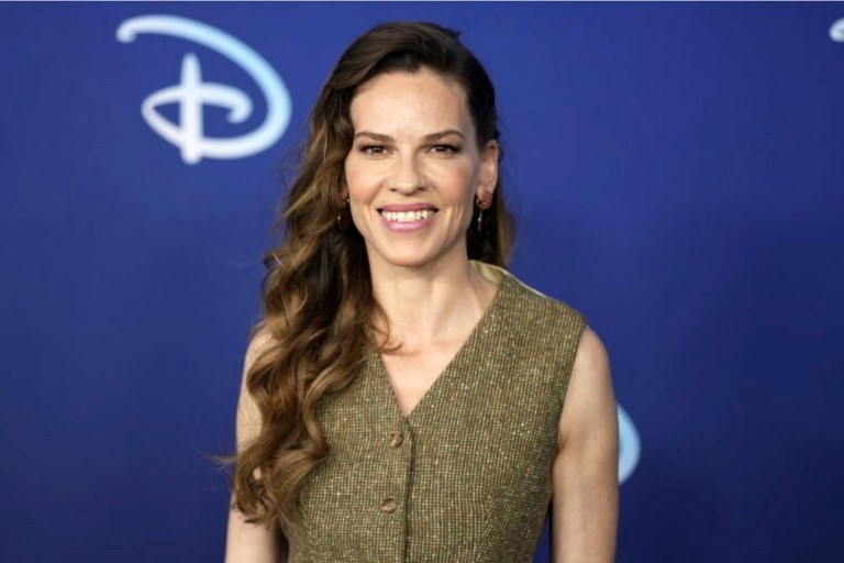 Unrealistic celebrity fertility standards harm just as much as their unrealistic body standards
